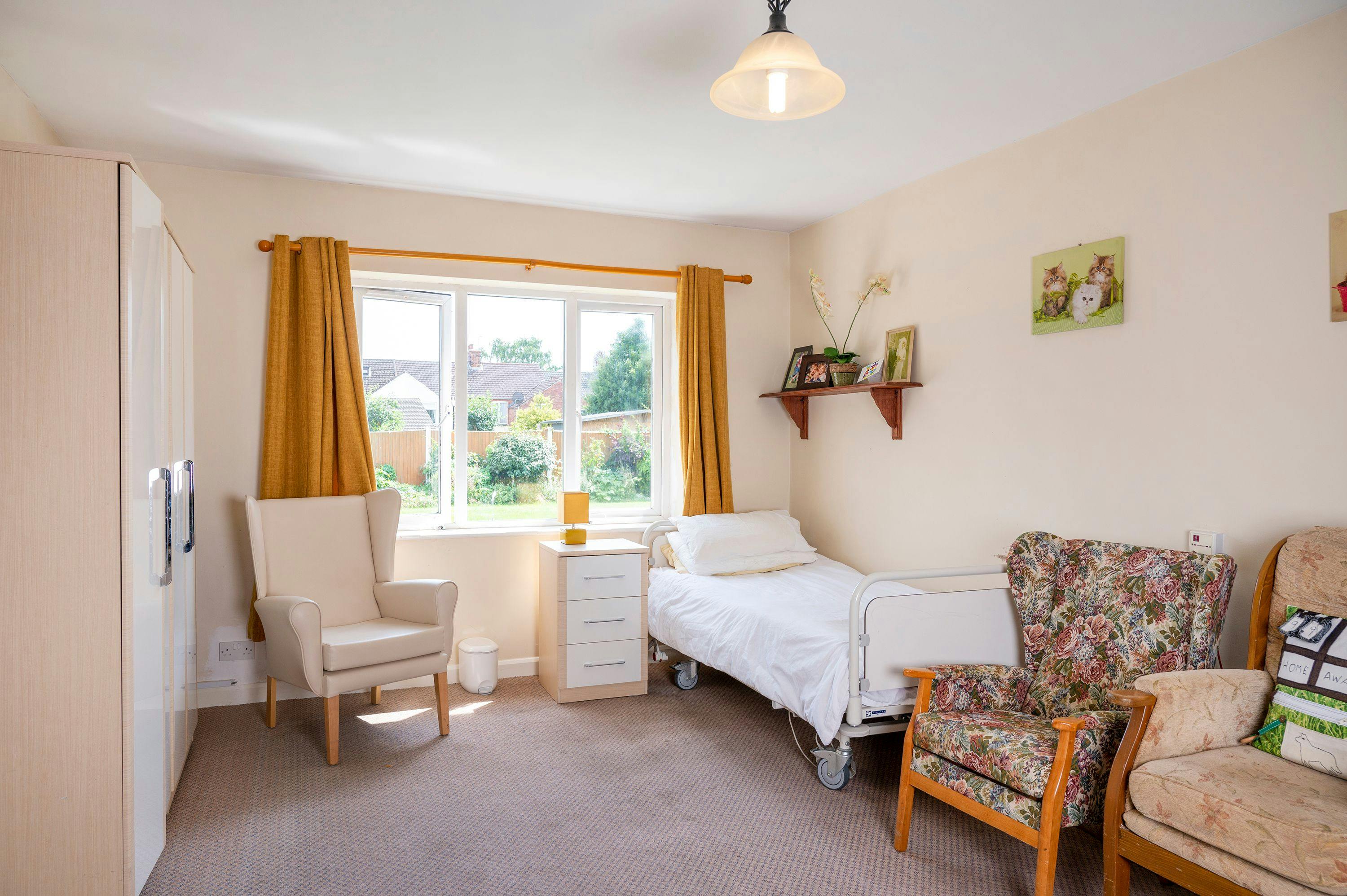 Gabriel Court care home in Northamptonshire 5