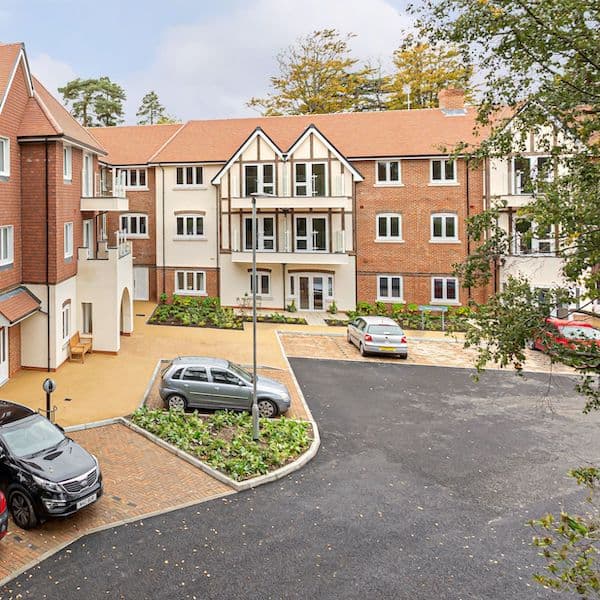 Woodbank Apartments