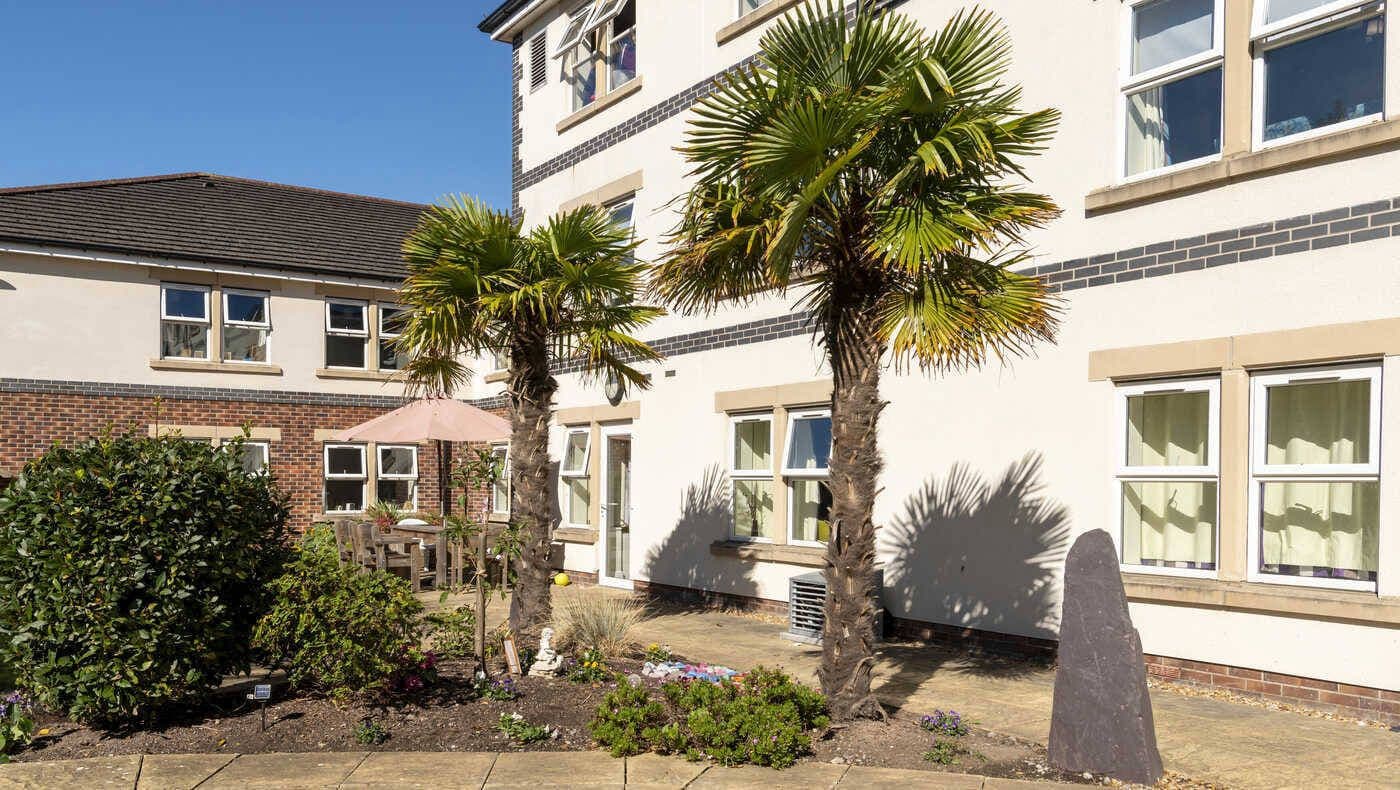 Anchor - Birkenhead Court care home - 007
