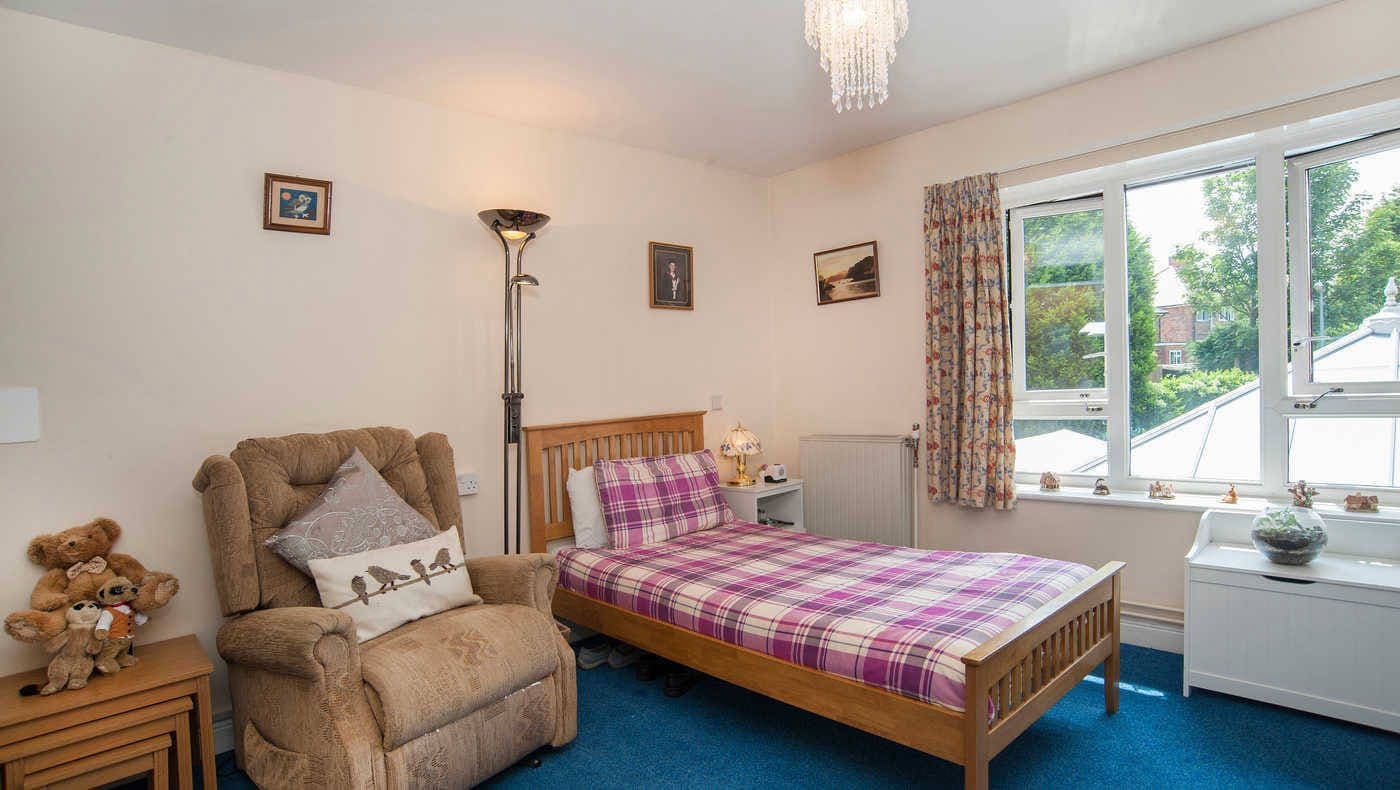 Anchor - Warren Farm Lodge care home - 005