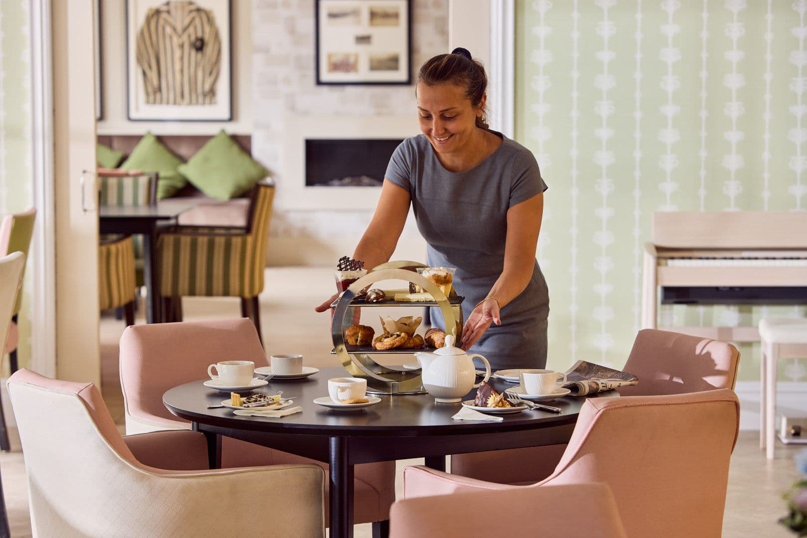 Hallmark Luxury Care Homes - Hallmark Henley Manor care home - 004