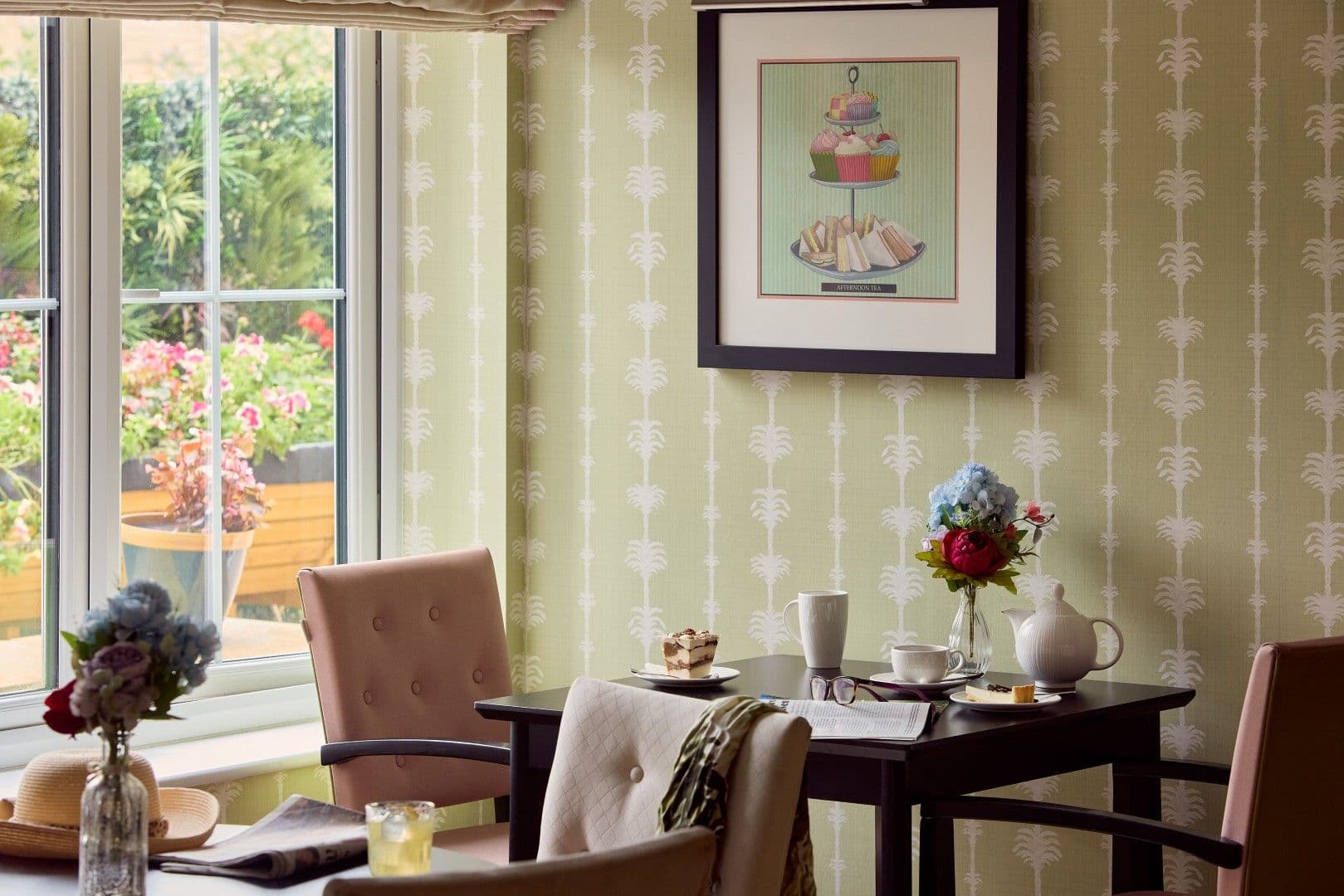 Hallmark Luxury Care Homes - Hallmark Henley Manor care home - 005