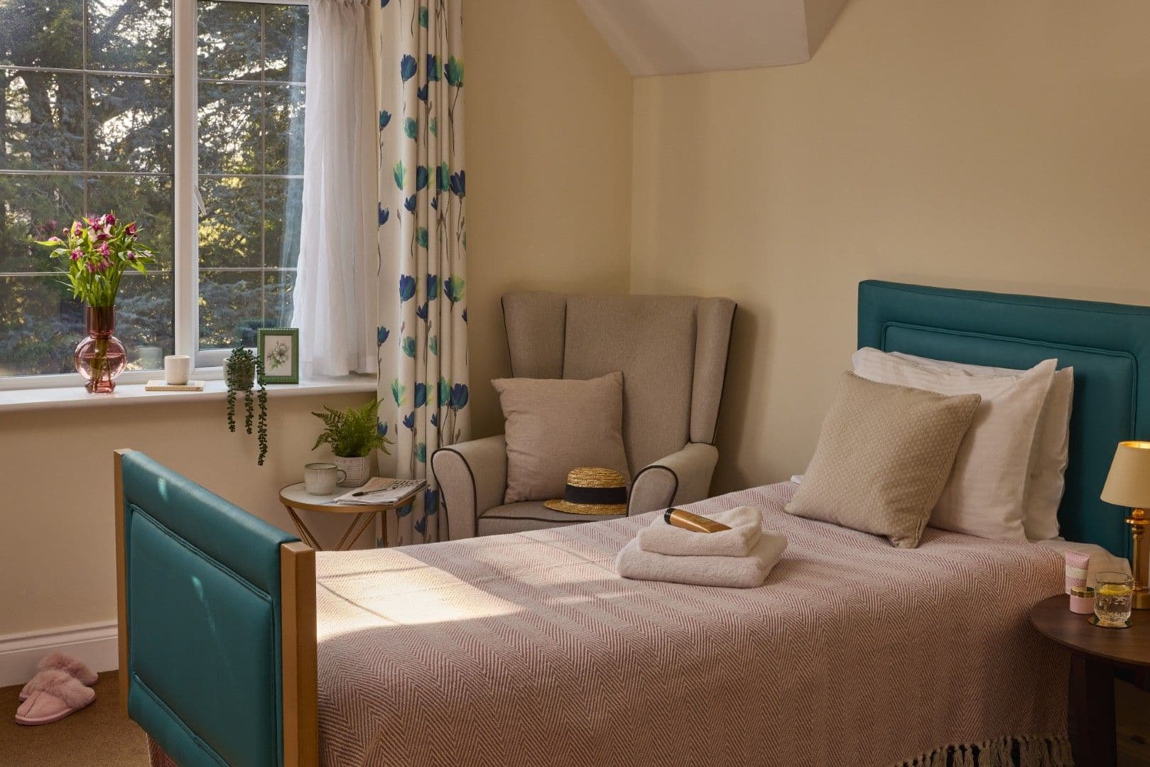 Hallmark Luxury Care Homes - Hallmark Anya Court care home - 007