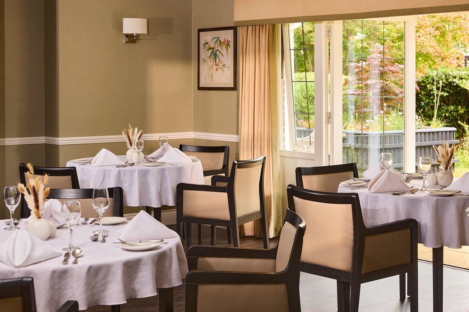 Hallmark Luxury Care Homes - Hallmark Alexandra Grange care home - 005