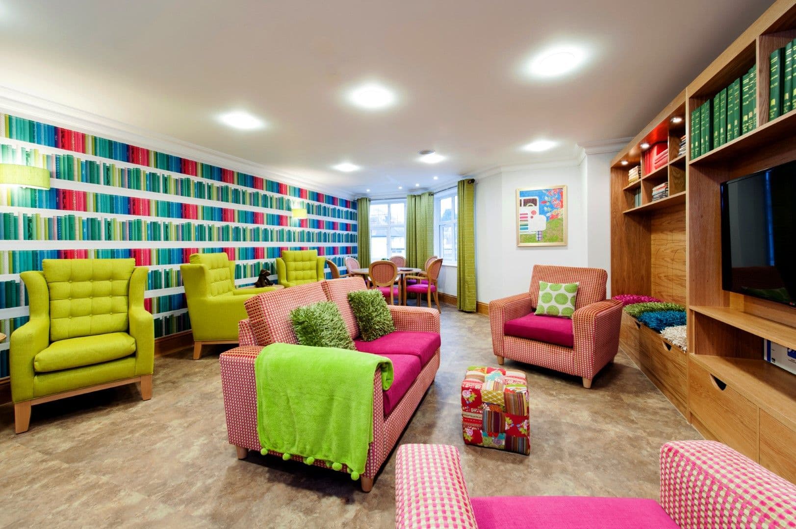 Hallmark Luxury Care Homes - Hallmark Maycroft Manor care home - 006