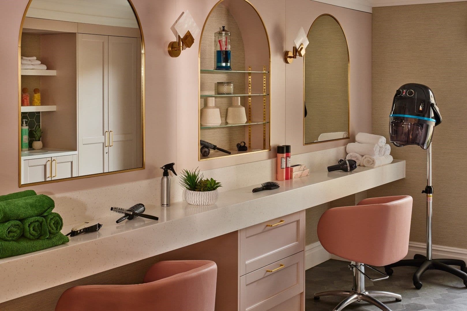 Hallmark Luxury Care Homes - Hallmark Midford Manor care home - 010