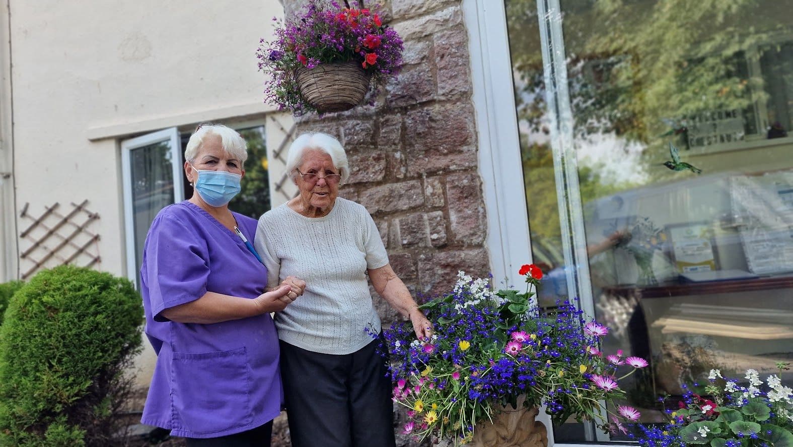 Neways Healthcare - The Chestnuts care home - 011