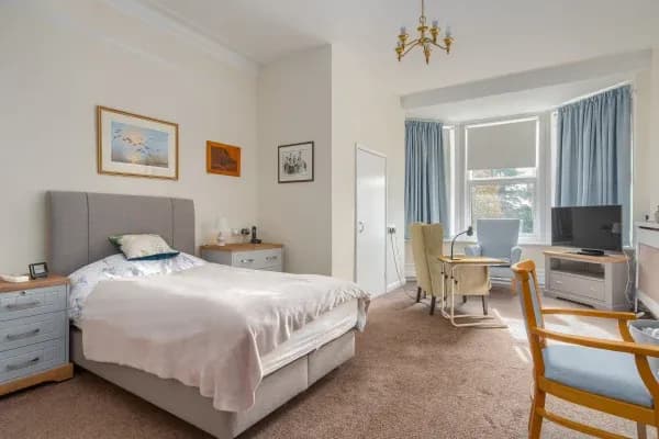 Qualitas Healthcare - High Broom care home - 006