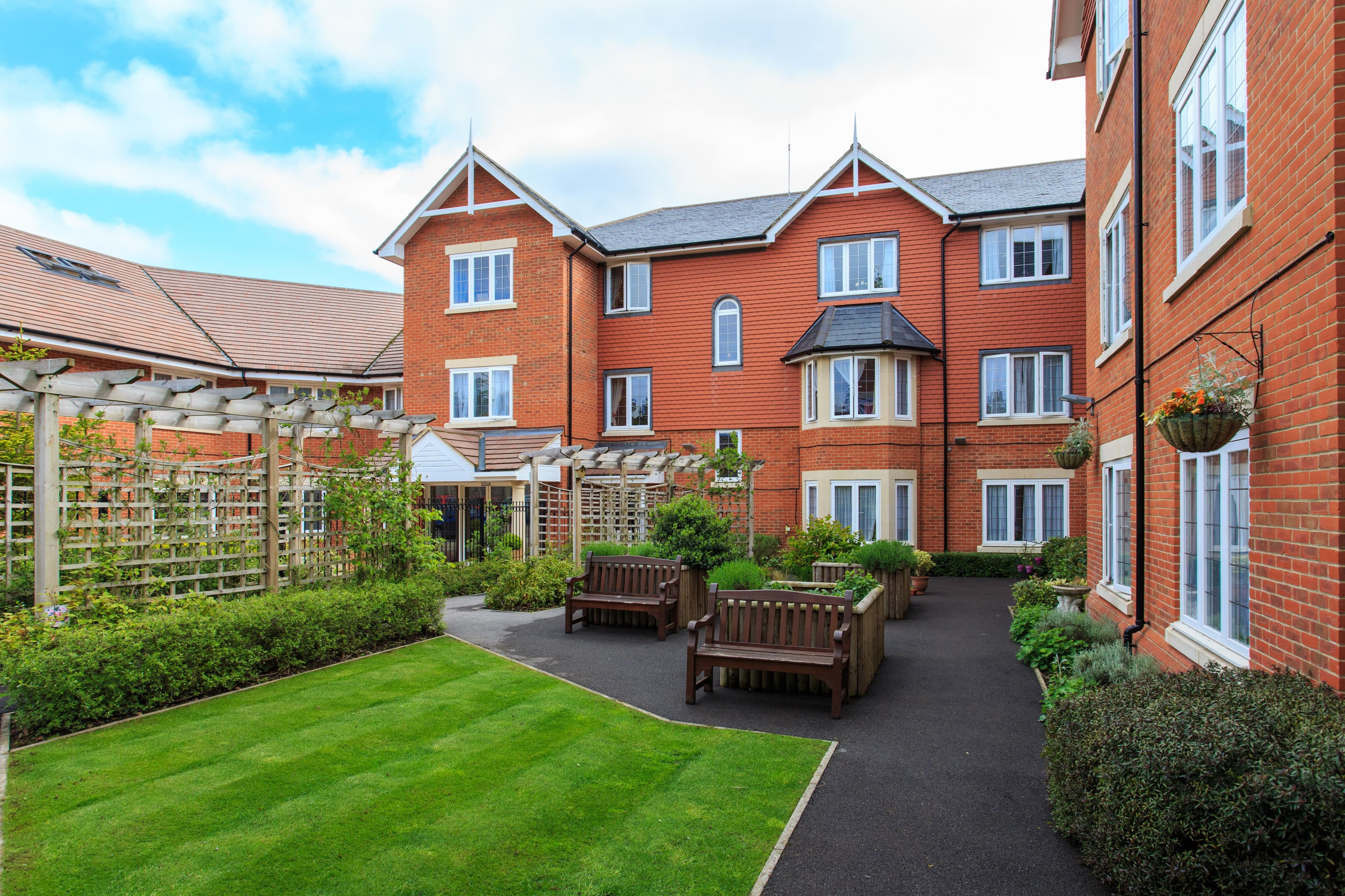 Hallmark Luxury Care Homes - Hallmark Alexandra Grange care home - 013