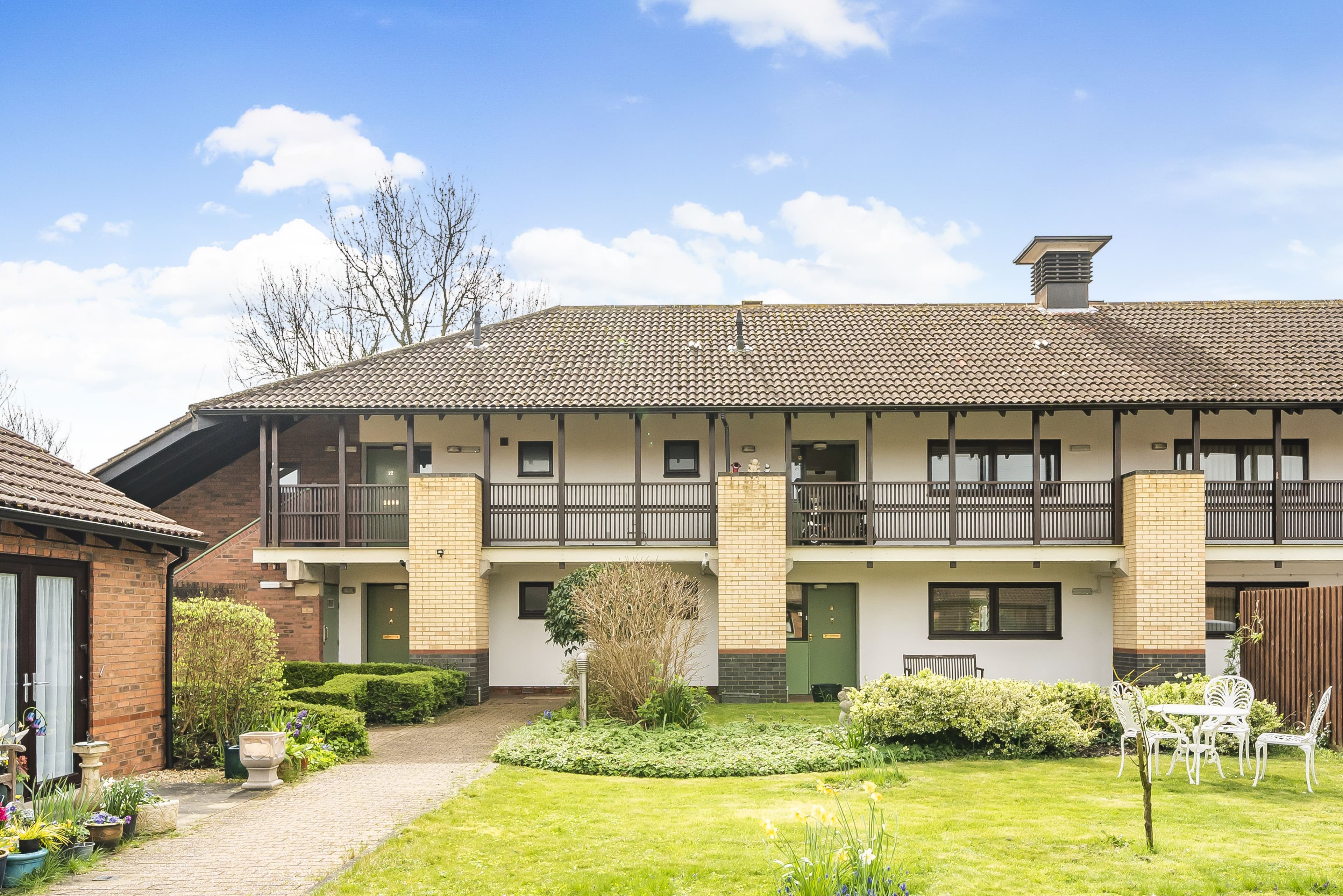 Retirement Security - Oaktree Court in Portland Drive, Willen, Milton Keynes MK15 9LP - 000