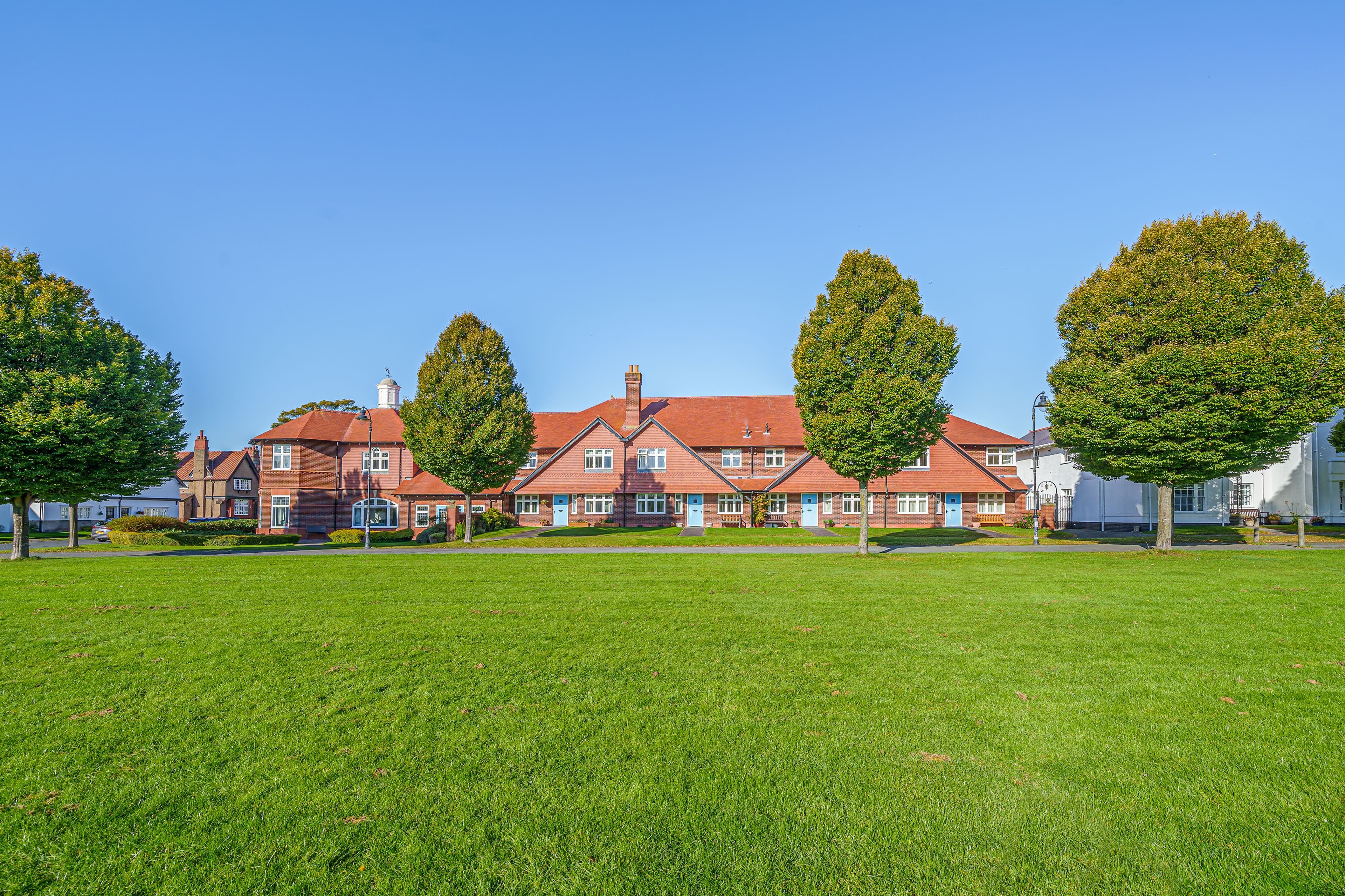 Retirement Security - Osborne Court in 1-40 Osborne Ct, Central Rd, Bebington, Wirral CH62 5AW - 000