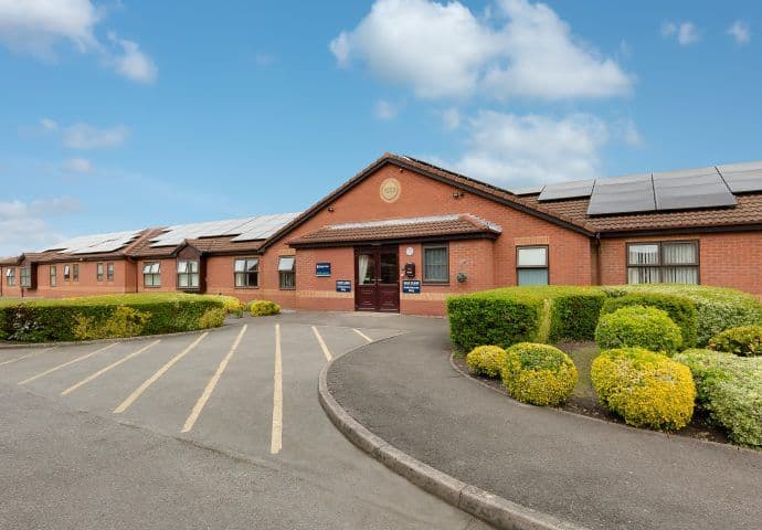 Garden Lodge-main-image