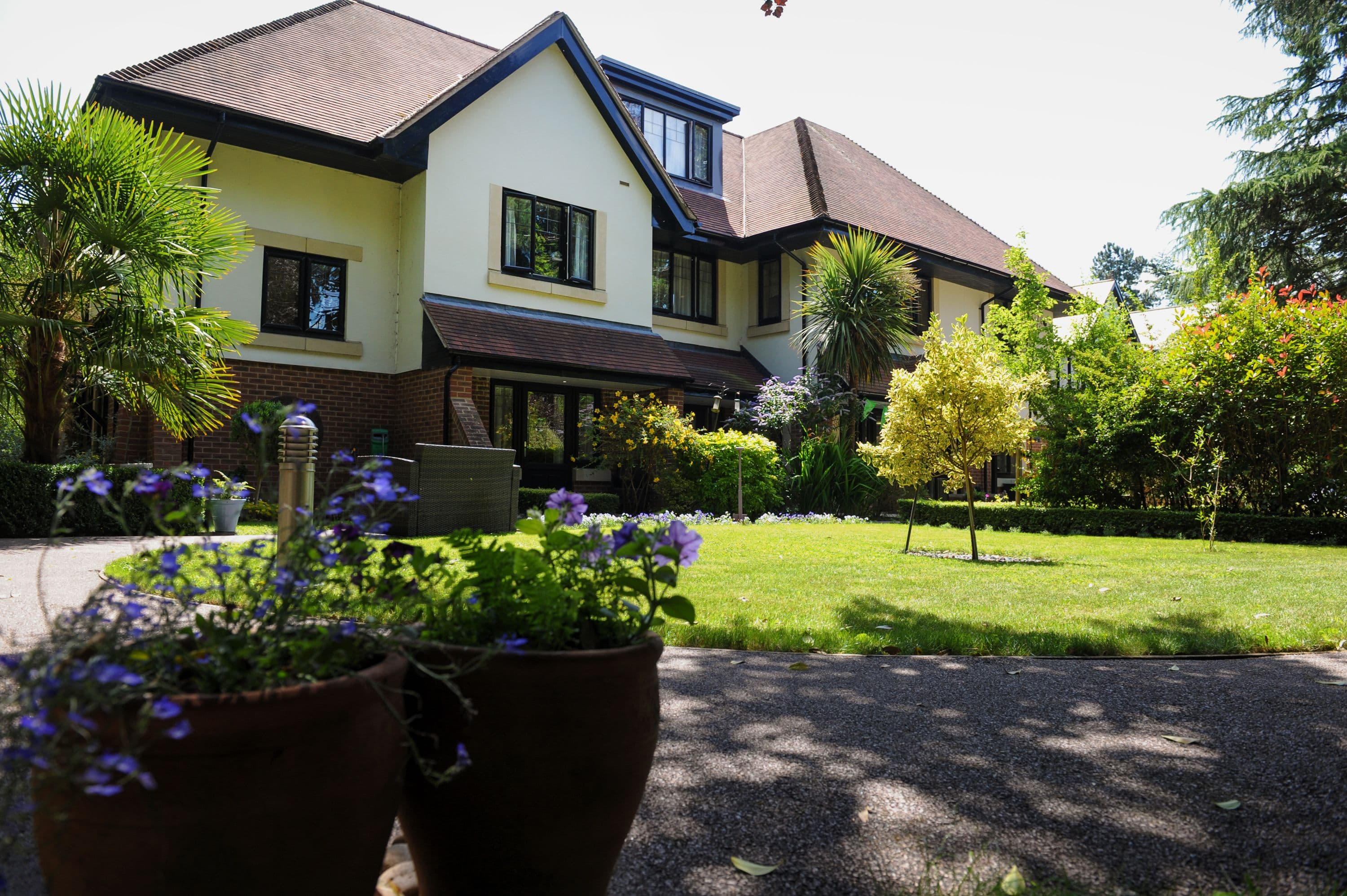 Hallmark Luxury Care Homes - Hallmark Anya Court care home - 001
