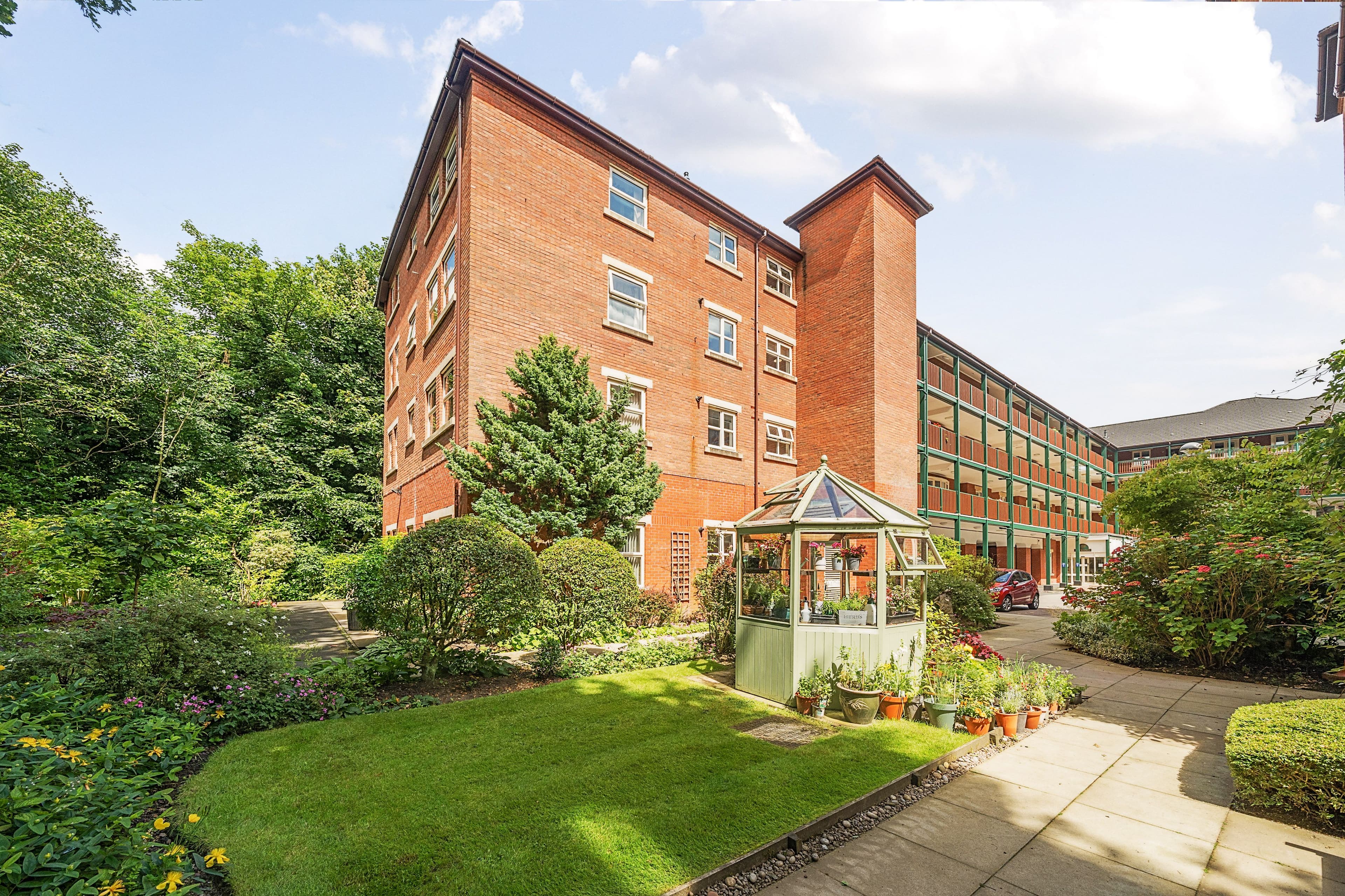 Retirement Security - Carrs Court in Carrs Court, Church St, Wilmslow SK9 1AW - 000