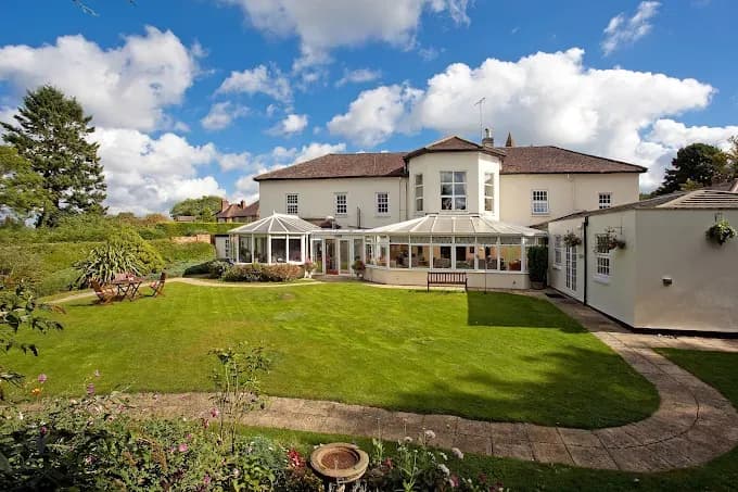 Ashton Manor-main-image