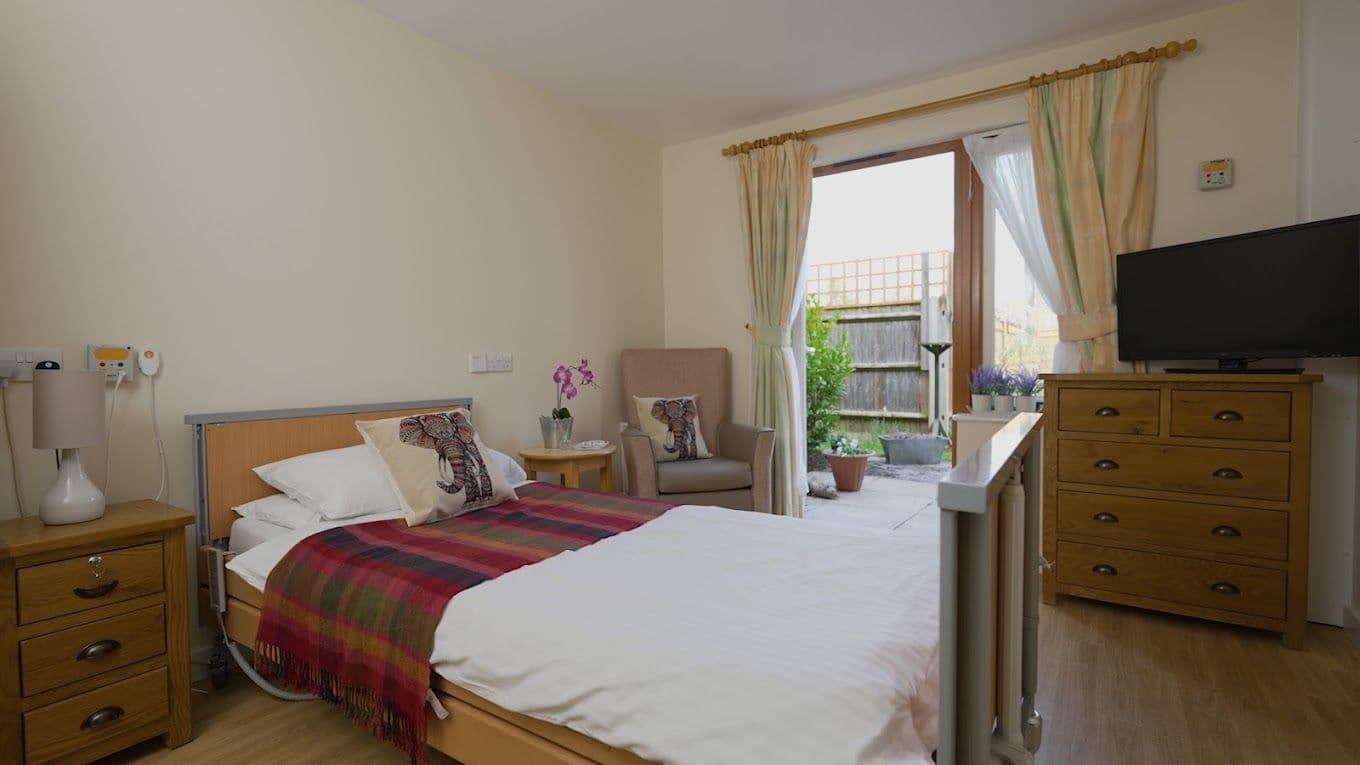 Shaw Healthcare - Burleys Wood care home - 005