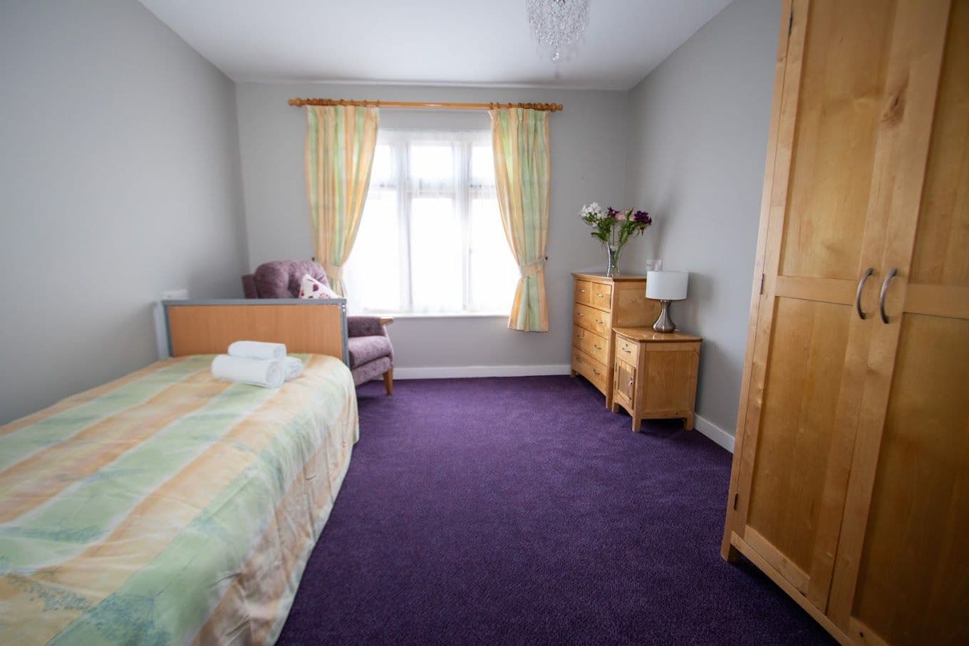 Shaw Healthcare - Hillside Lodge care home 009