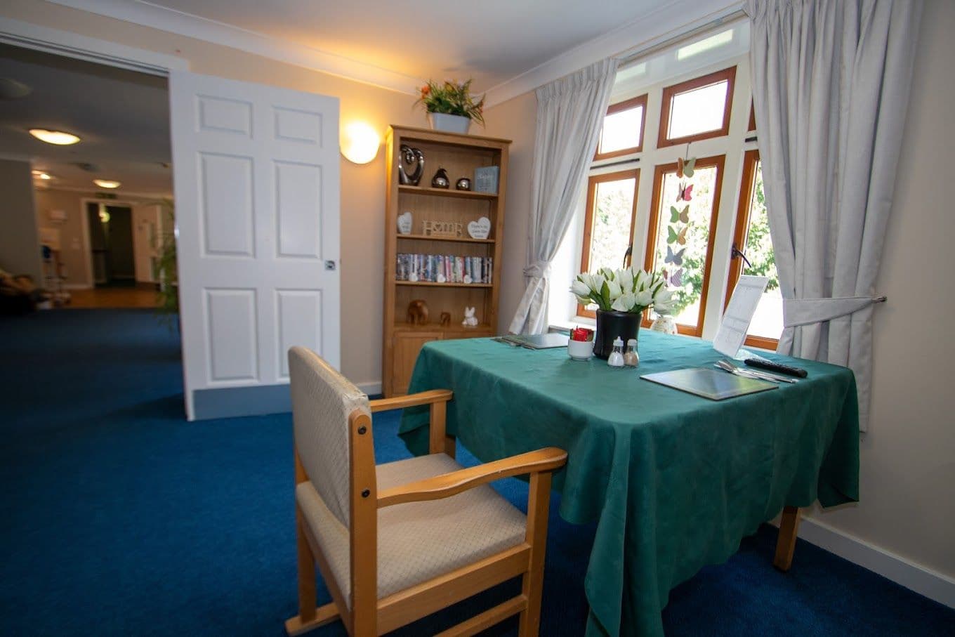 Shaw Healthcare - Hillside Lodge care home - 005