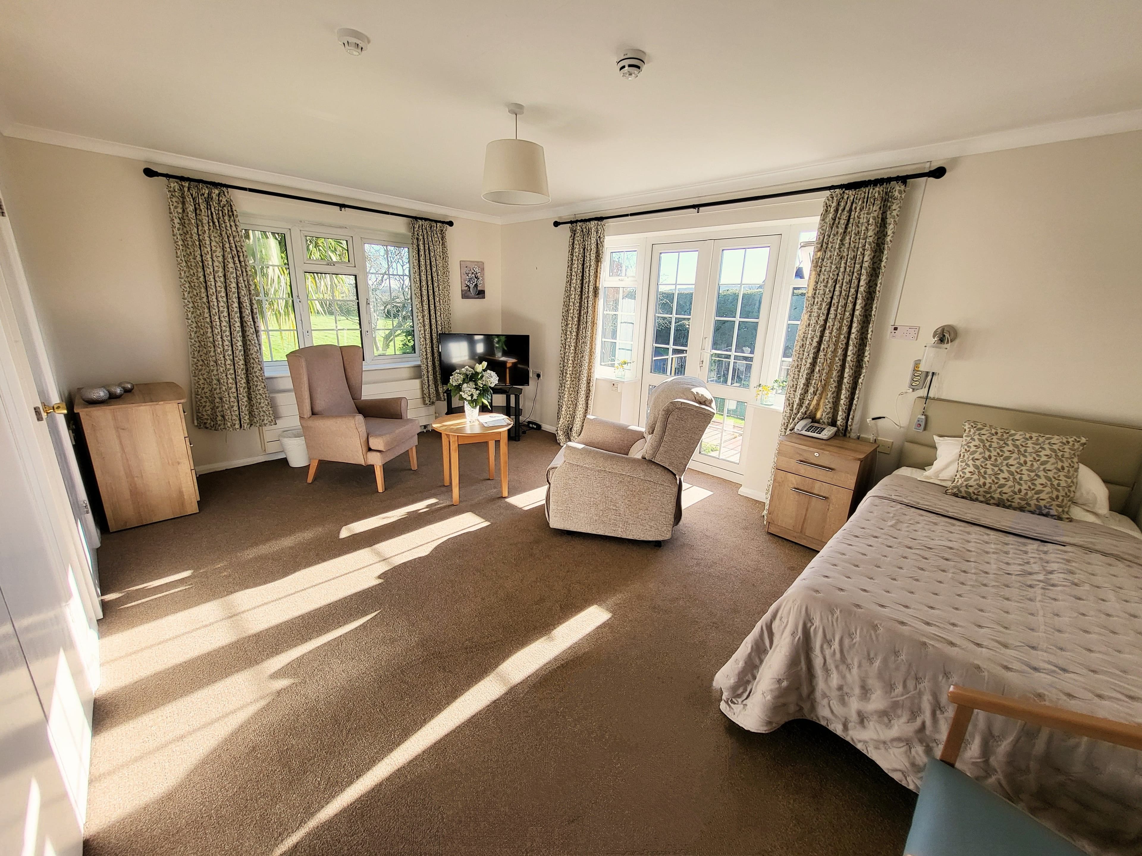 Greensleeves Care - Whitegates care home - 008