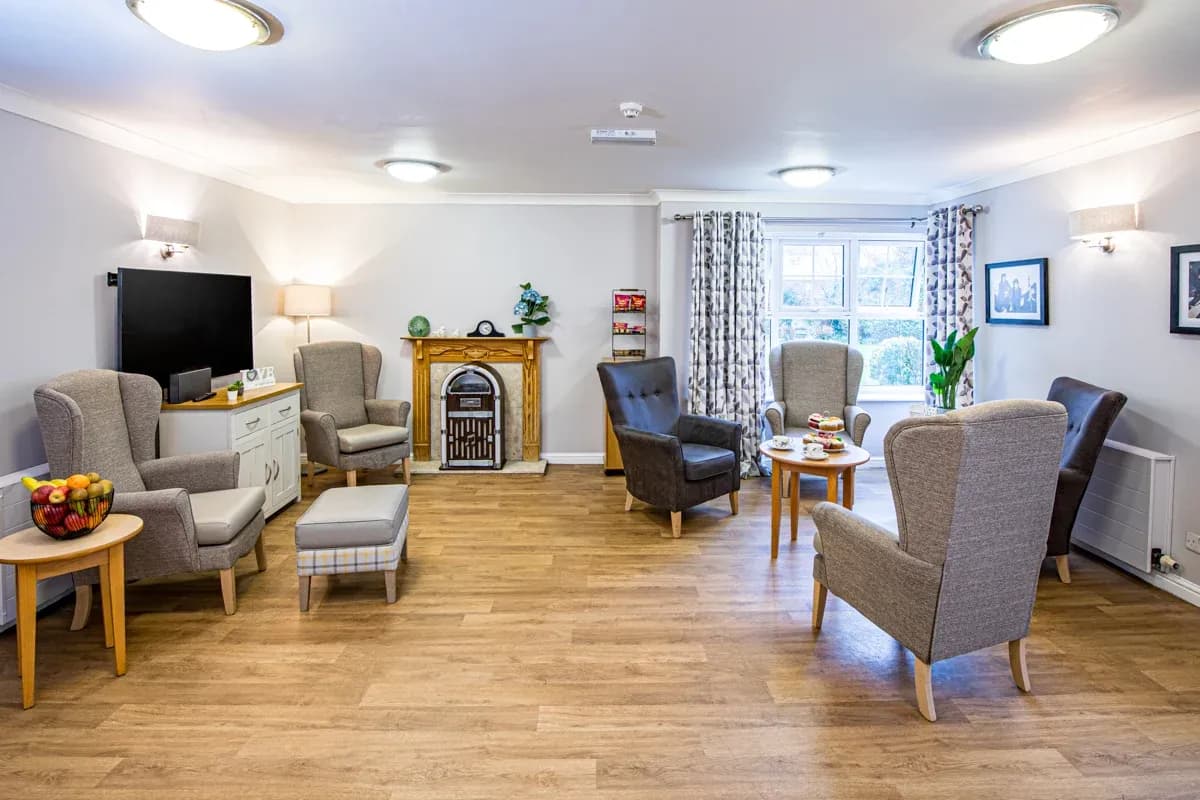 HC-One - Cedar House care home - 004