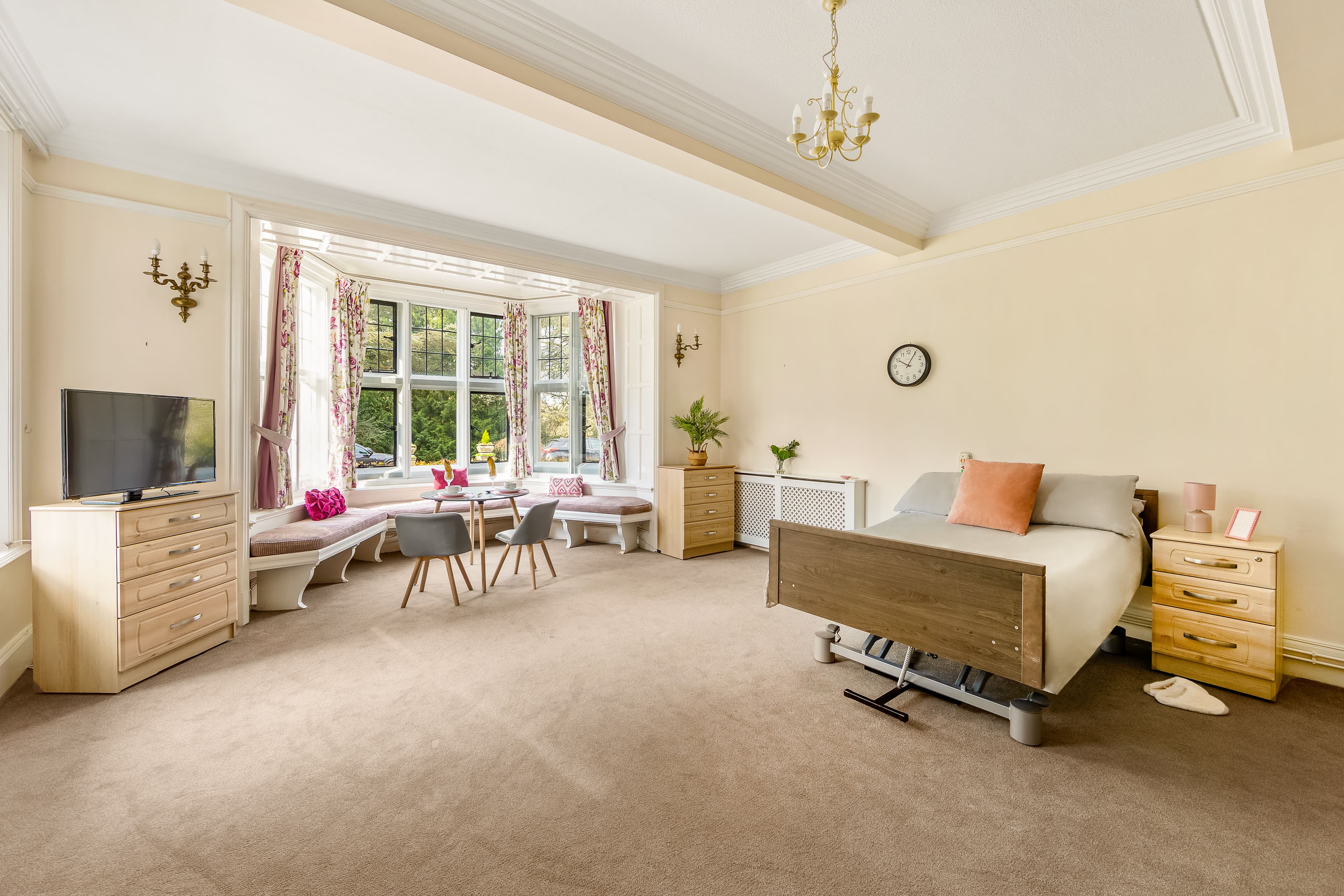 Hartford Care - Woodlands House care home - 007