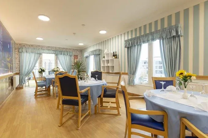 Sandiacre Court Care Home, Sandiacre, NG10 5GT