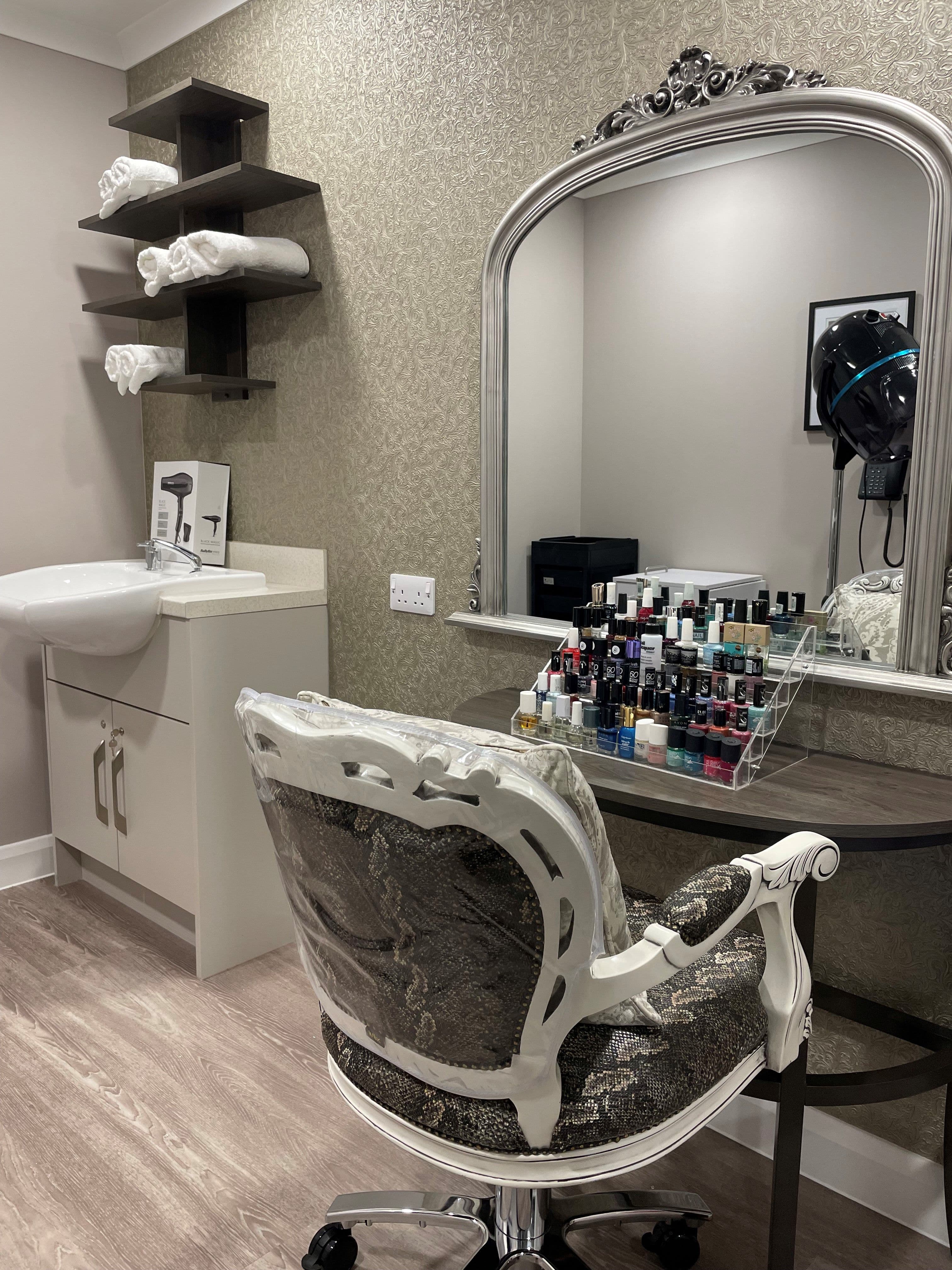 HC-One - Rivendell View care home - 012