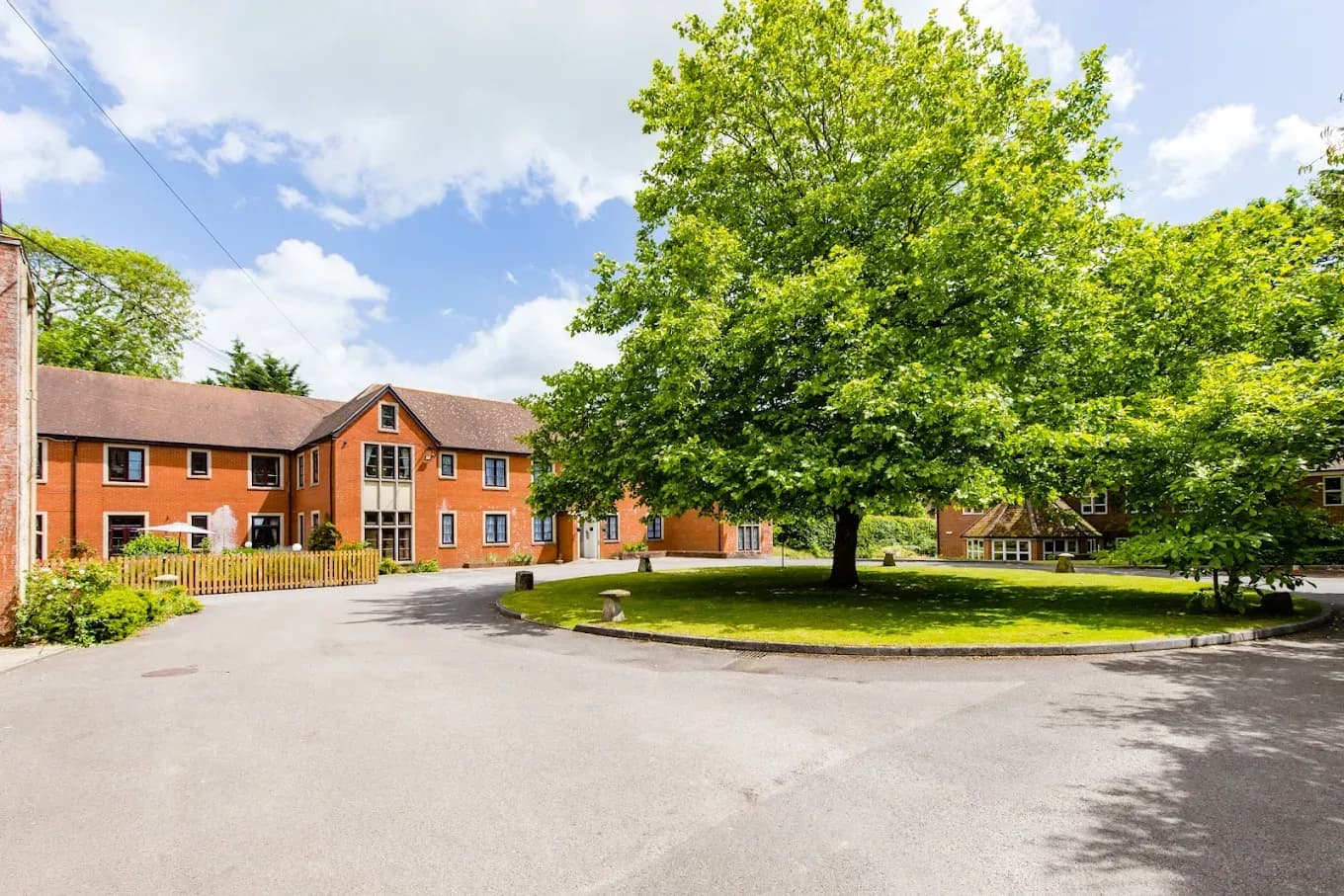 HC-One - Market Lavington care home - 000