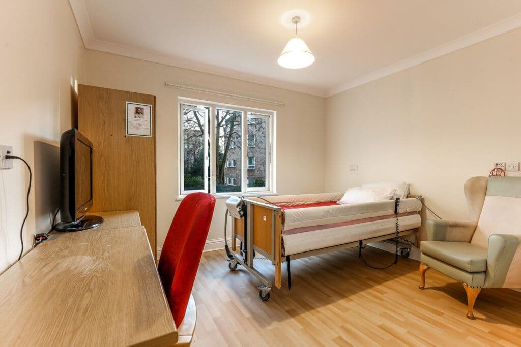 Minster Care Group - Chestnut Lodge care home - 005