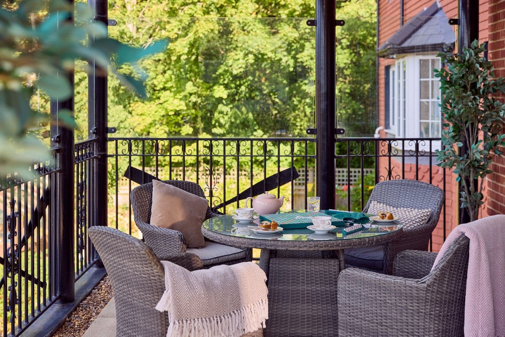 Hallmark Luxury Care Homes - Hallmark Henley Manor care home - 024