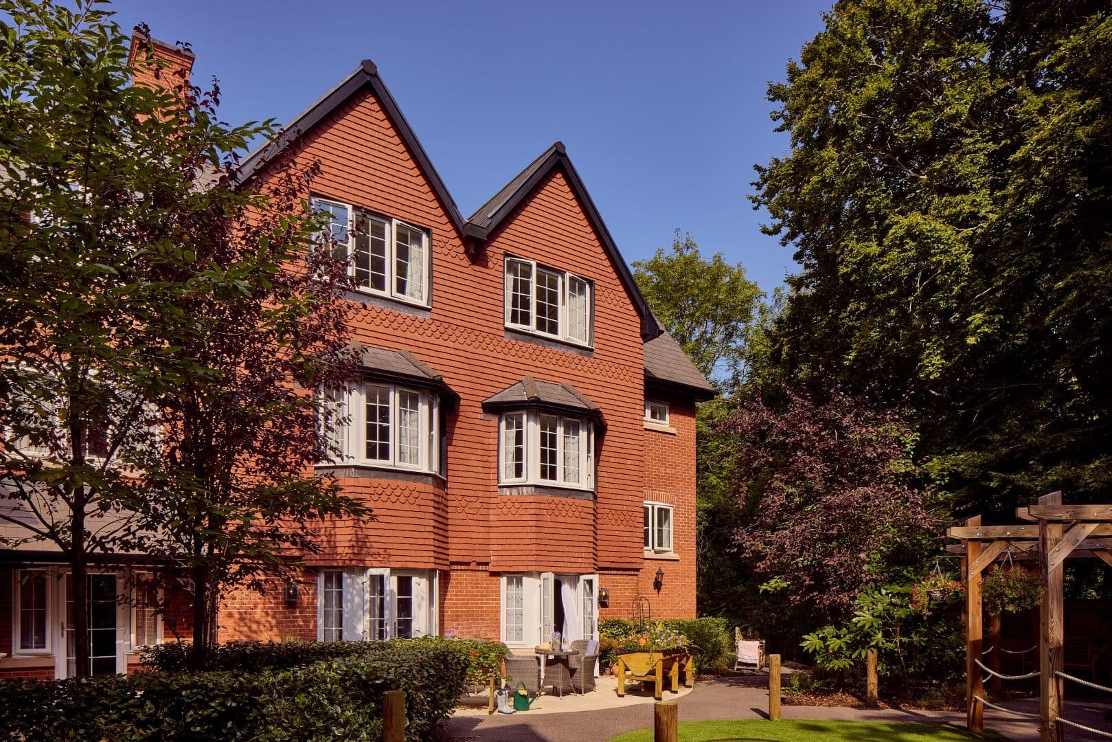 Hallmark Luxury Care Homes - Hallmark Henley Manor care home - 027