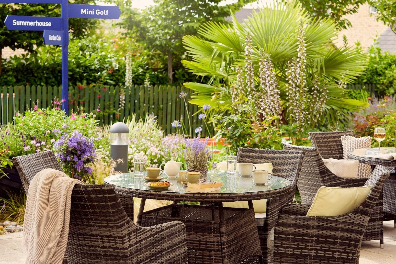 Hallmark Luxury Care Homes - Hallmark Arlington Manor care home - 001