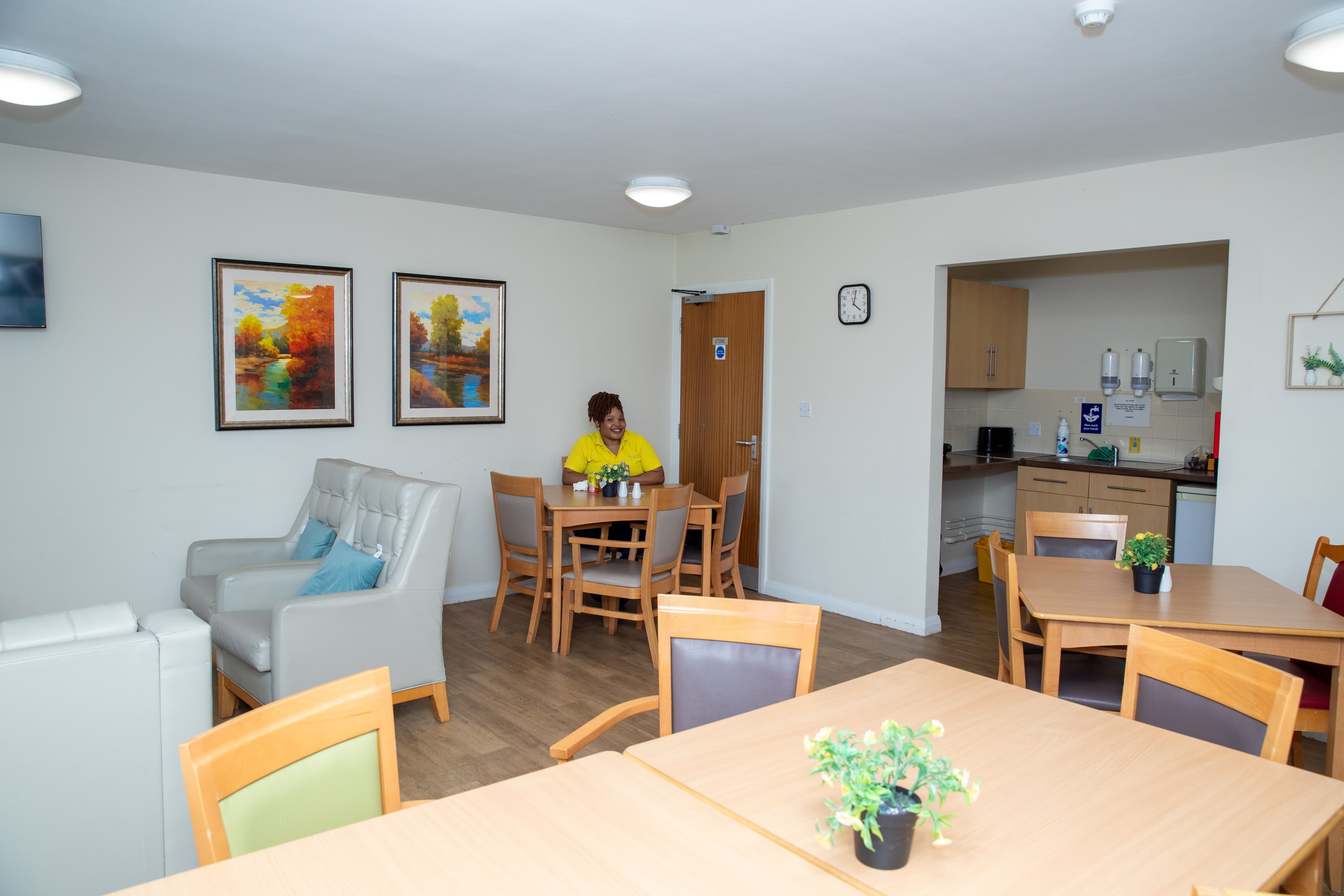 Advinia Health Care - Arncliffe Court care home 2