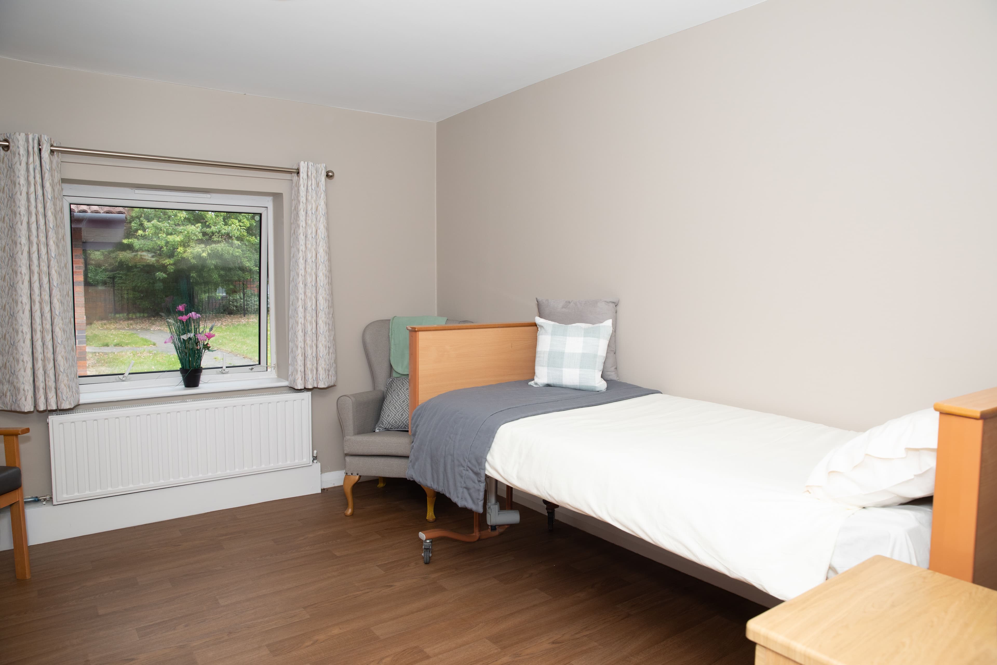 Advinia Health Care - Arncliffe Court care home - 004