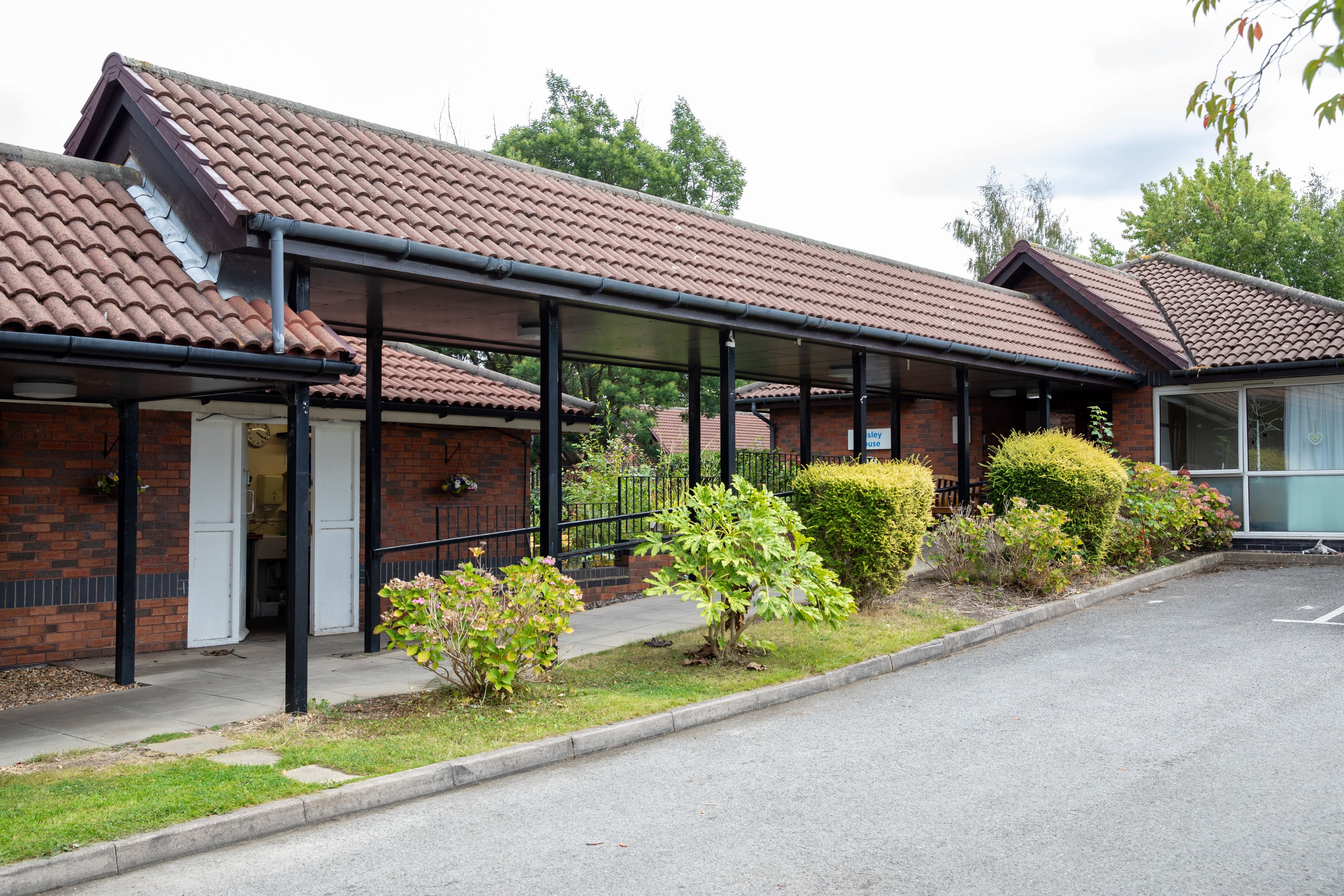 Advinia Health Care - Arncliffe Court care home - 010