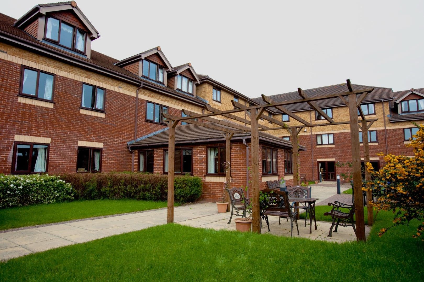 Hallmark Luxury Care Homes - Hallmark Regency House care home - 001