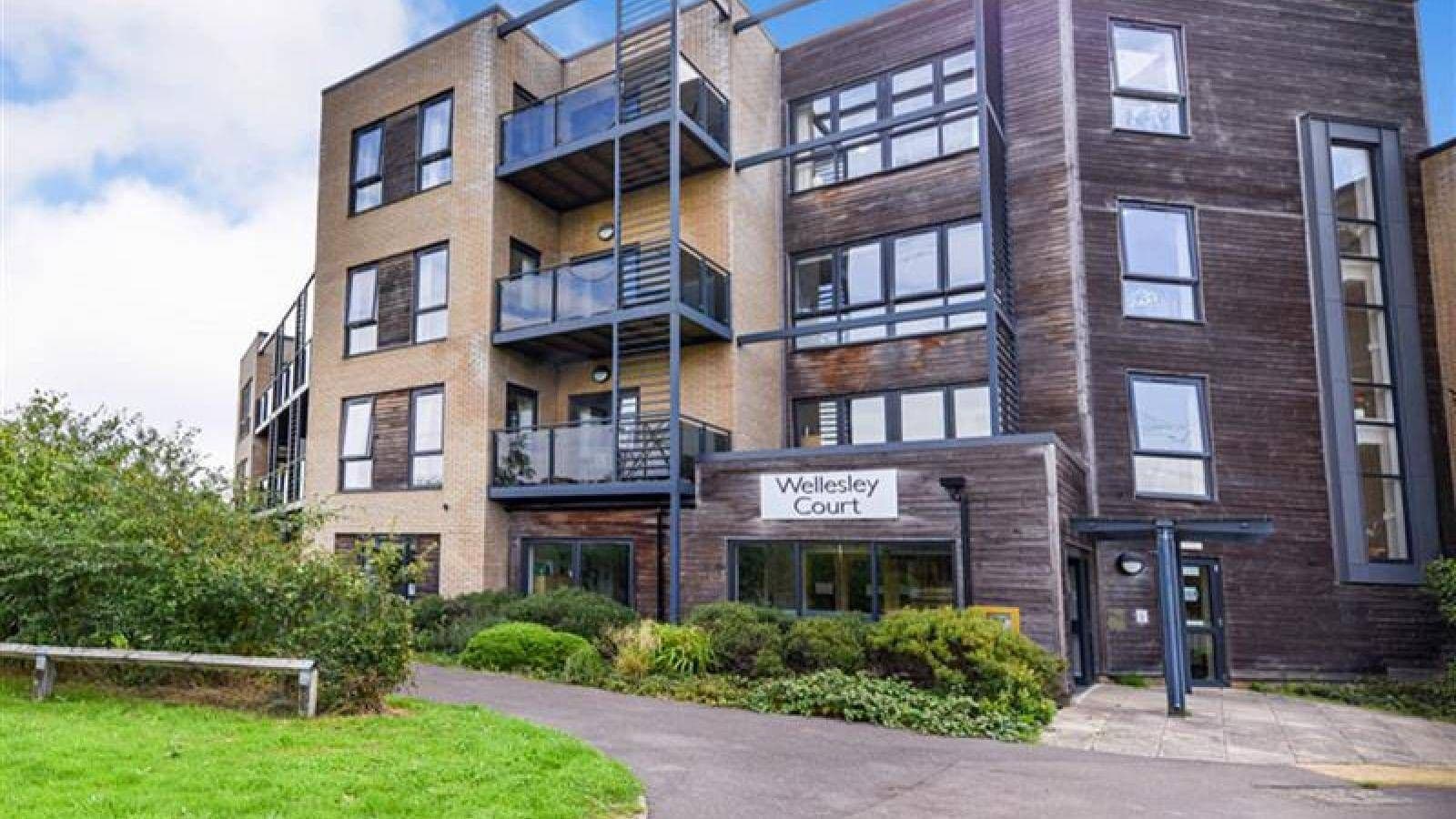MHA - Wellesley Court in Darnel Road, Waterlooville, Hampshire, PO7 7YP - 000