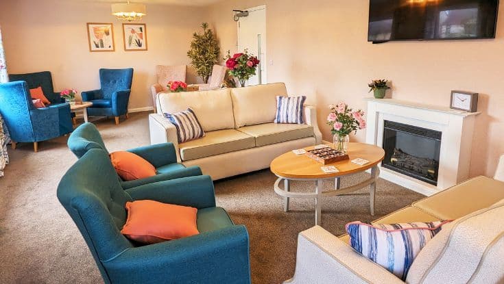 HC-One - The Rowans care home - 001