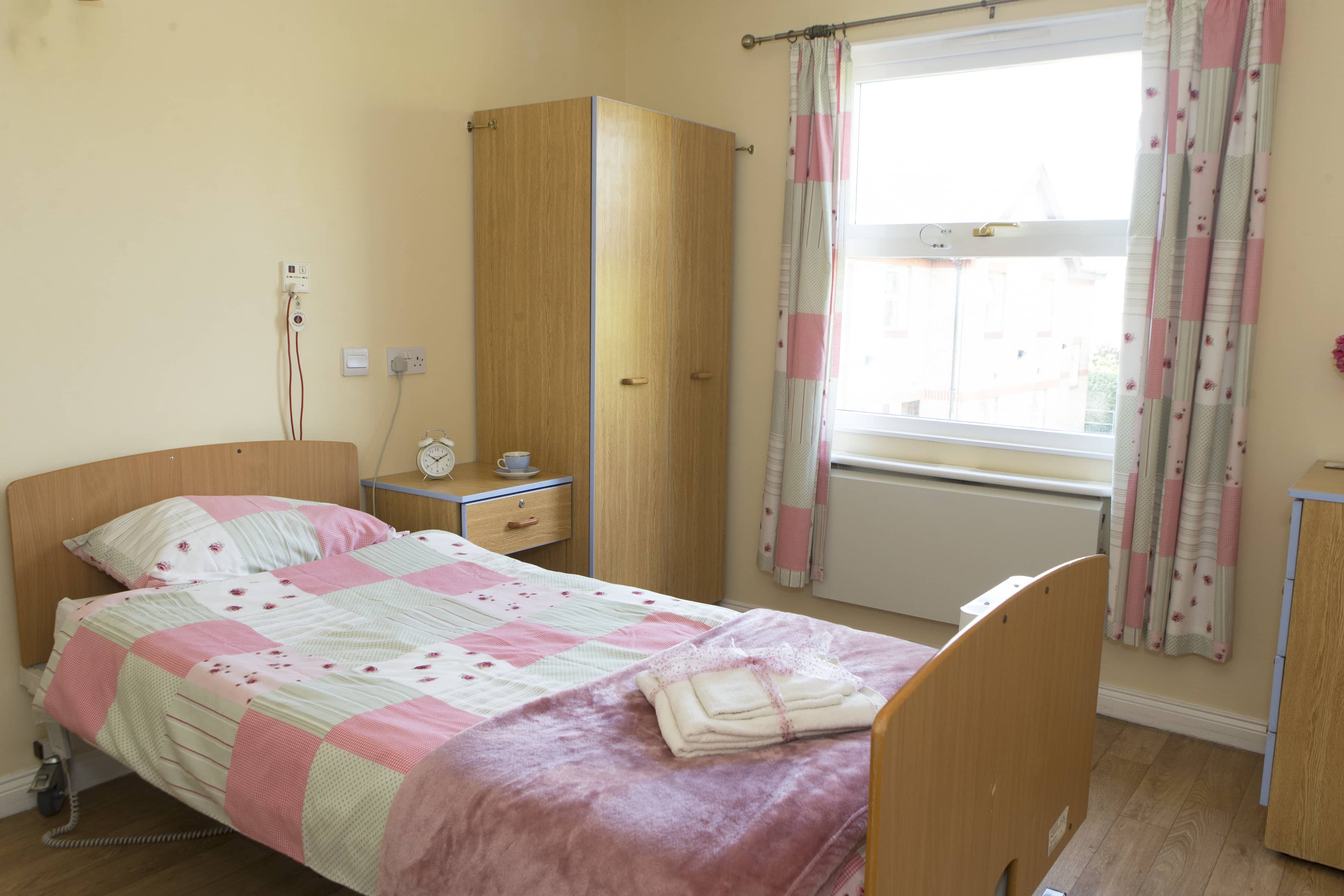 DMP Healthcare - Heatherbrook care home - 003