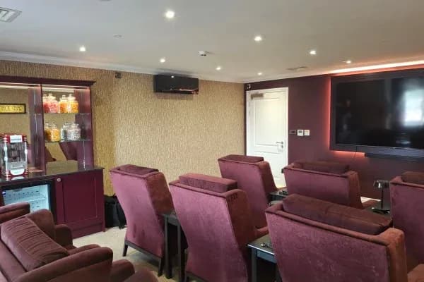 Avery Collection - Springwood Corner care home - 006