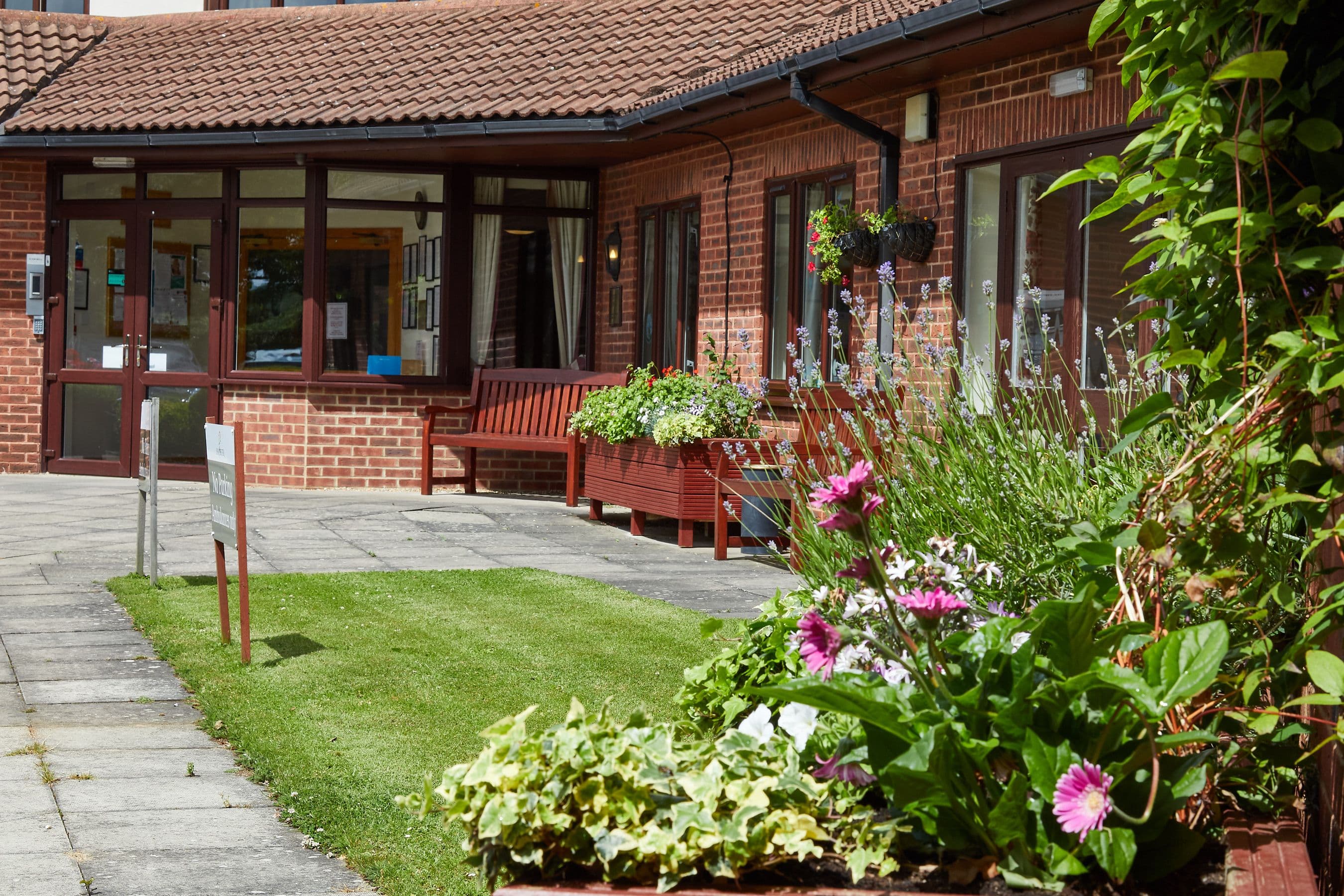 Barchester Healthcare - Friston House care home 12