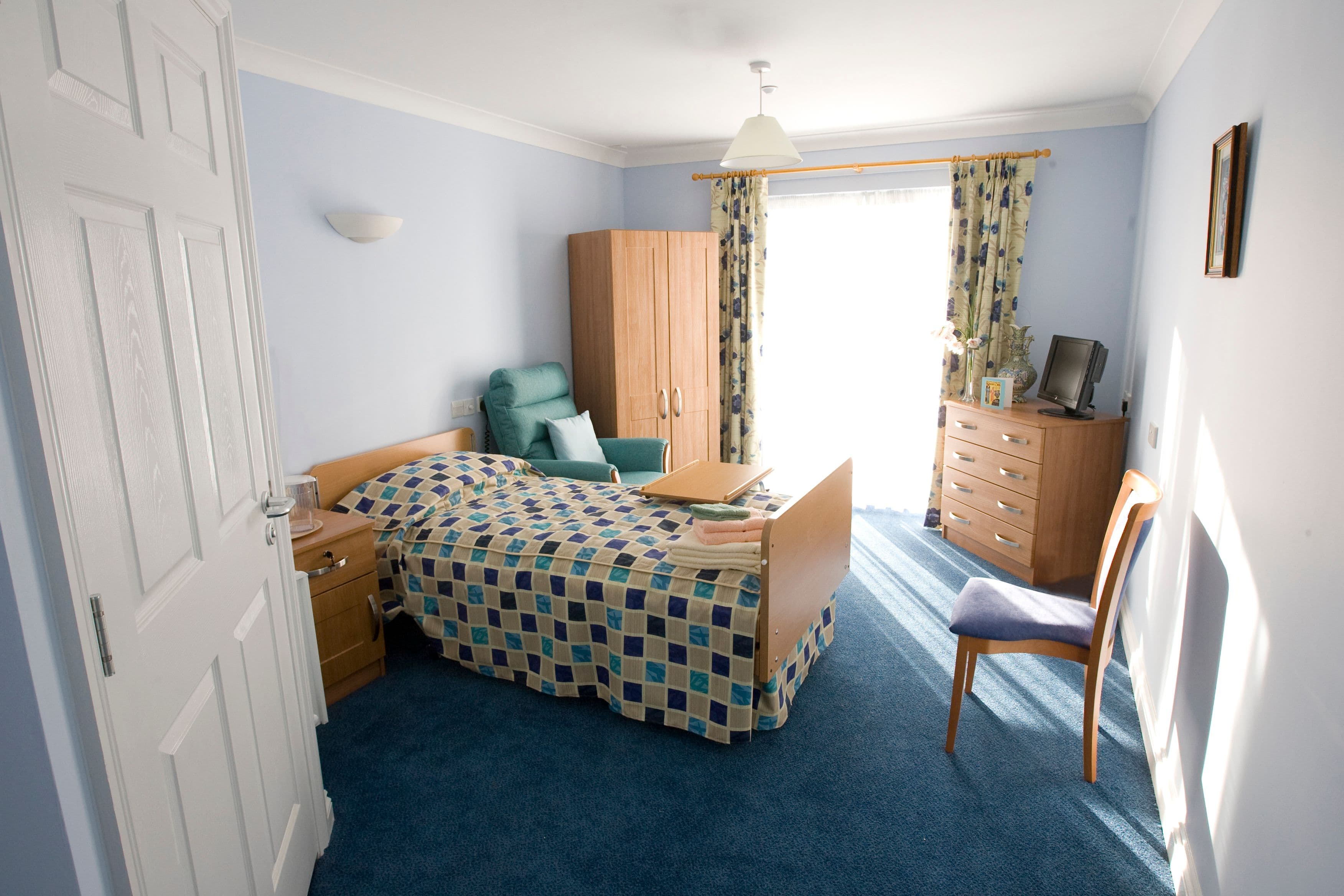 Hallmark Luxury Care Homes - Hallmark Greenhill Manor care home - 004