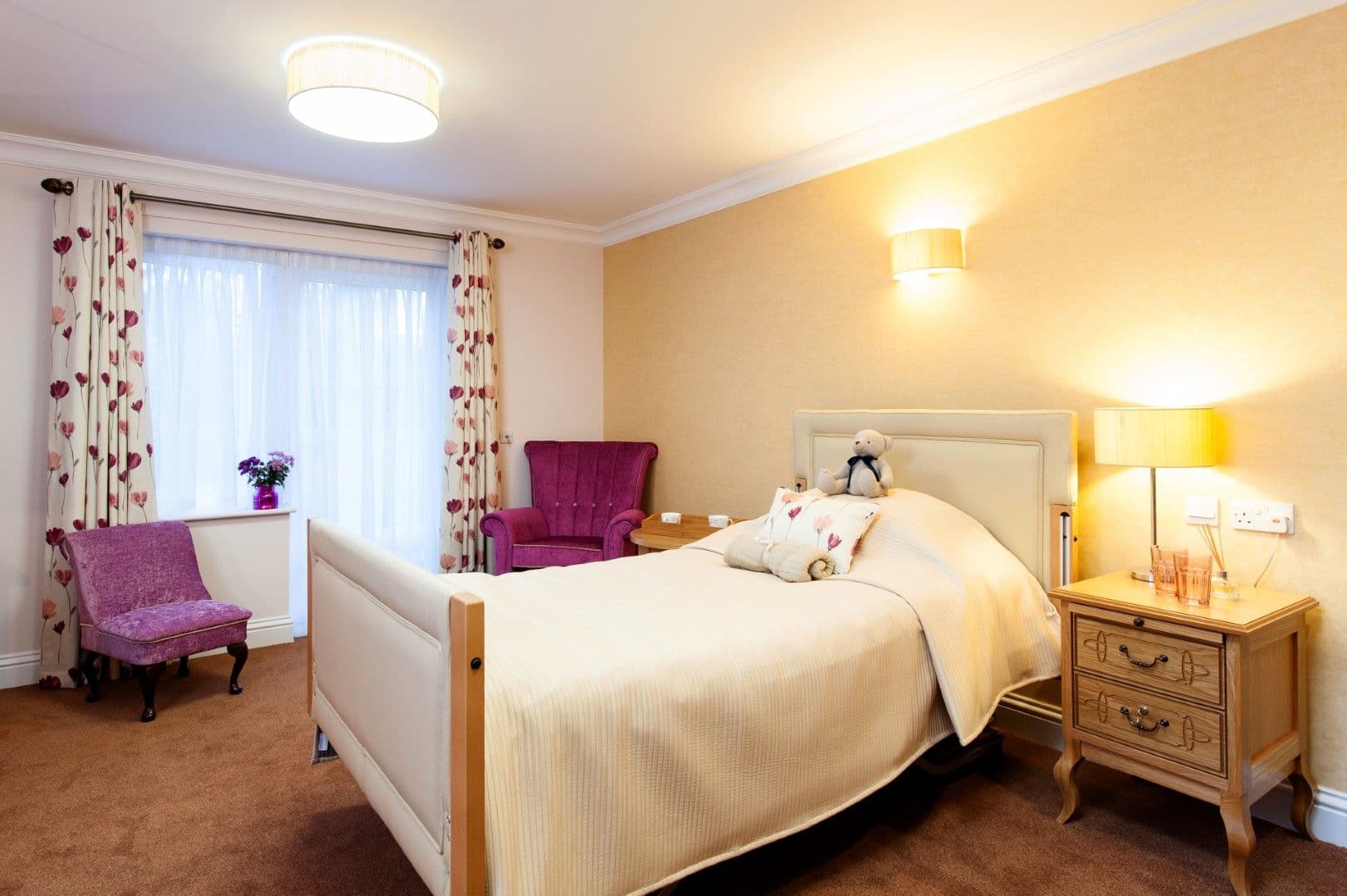 Hallmark Luxury Care Homes - Hallmark Maycroft Manor care home - 003