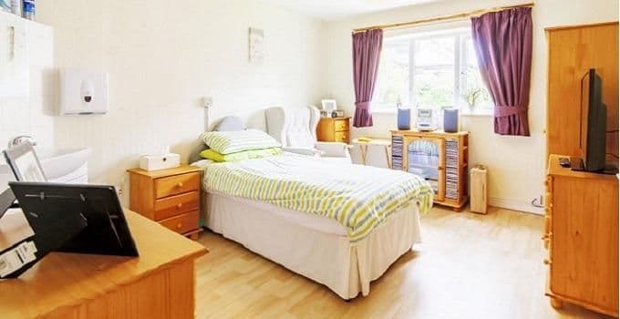 Midlands Care - Alston House care home - 004