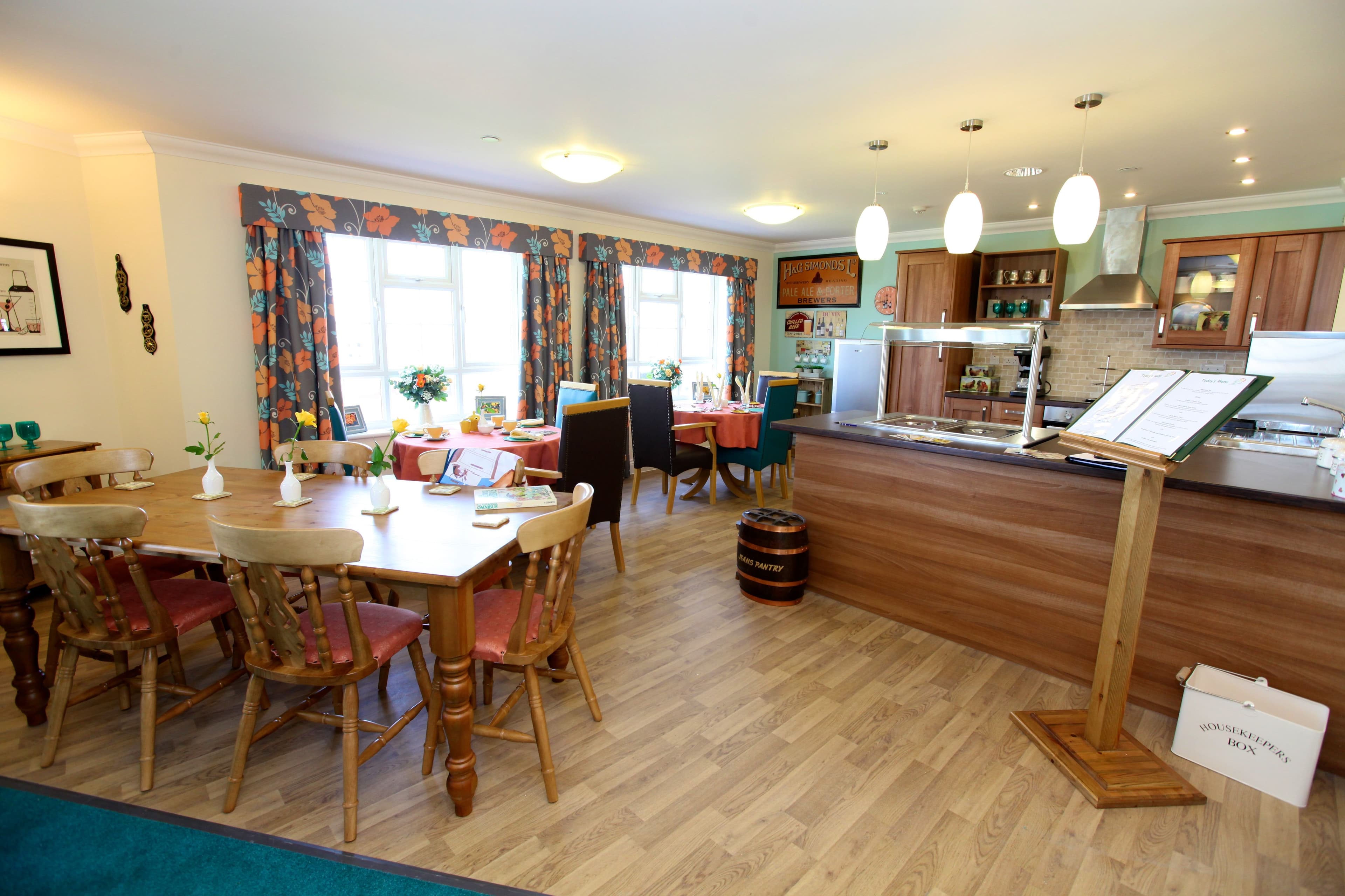 Barchester Healthcare - Beaufort Grange care home 11