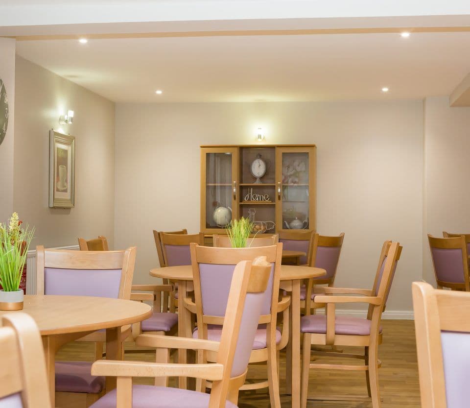 Dovehaven - Pennine View care home 004