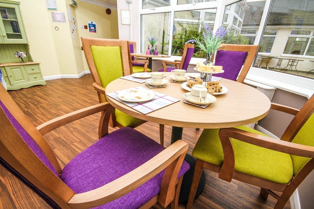 Nicholas James Care Homes - Alexander House care home 001