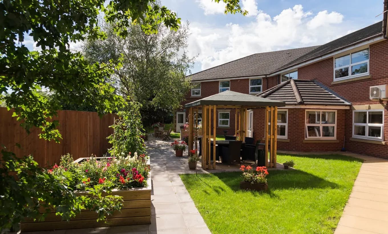 HC-One - Appleton Lodge care home - 007