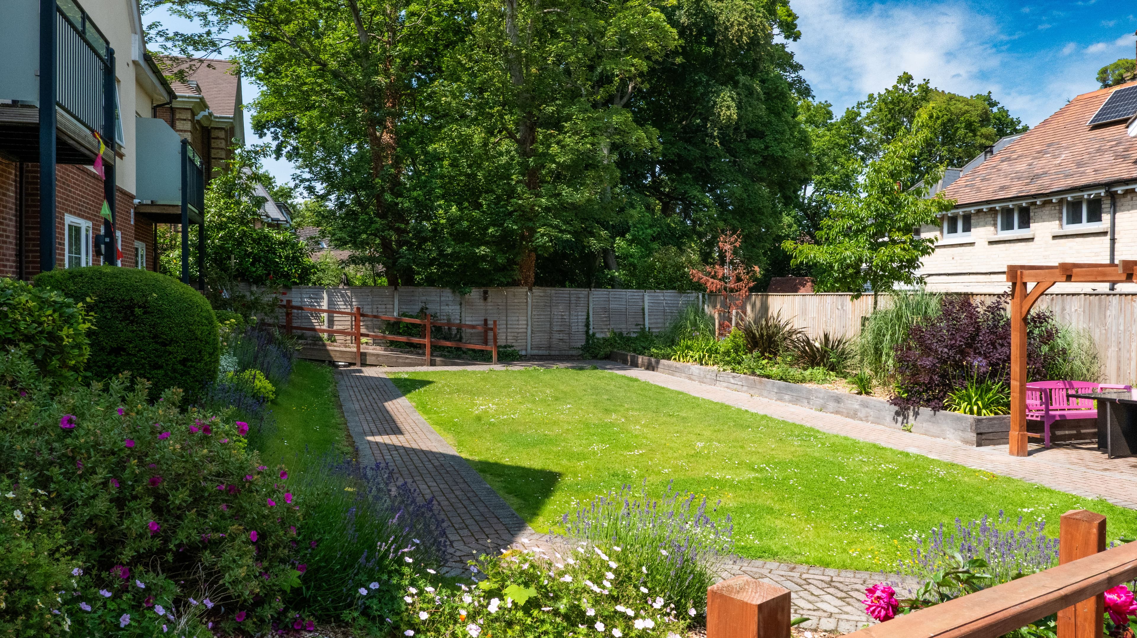 Luxury Care  - Aranlaw House care home - 019