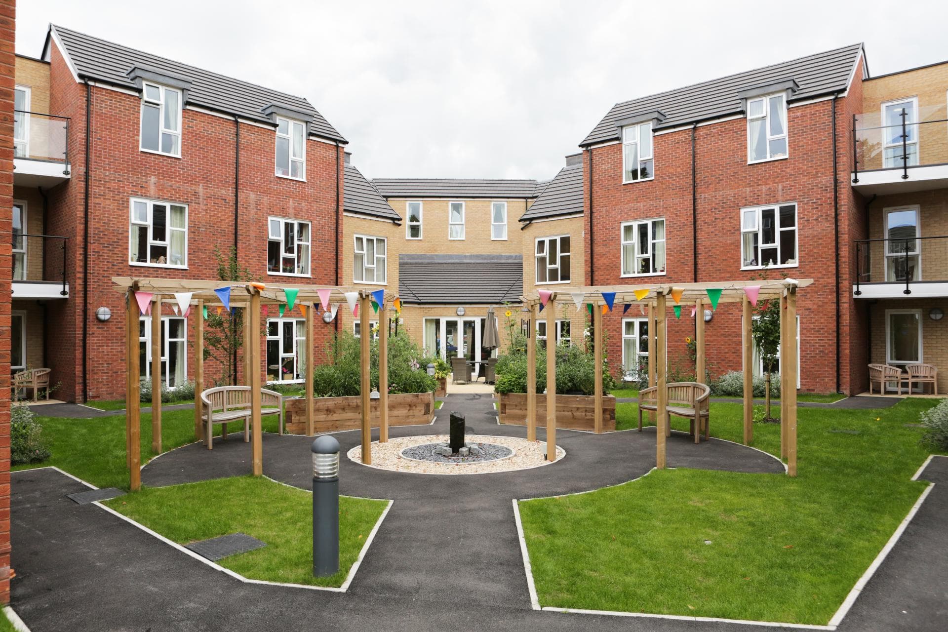 Exterior of Ashwood Care Centre in Warminster, Wiltshire